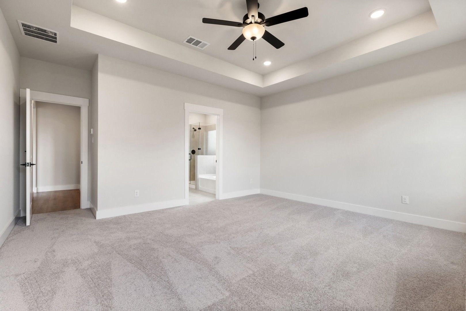 Image 17 of Davidson Homes' New Home at 301 Briarwood Drive