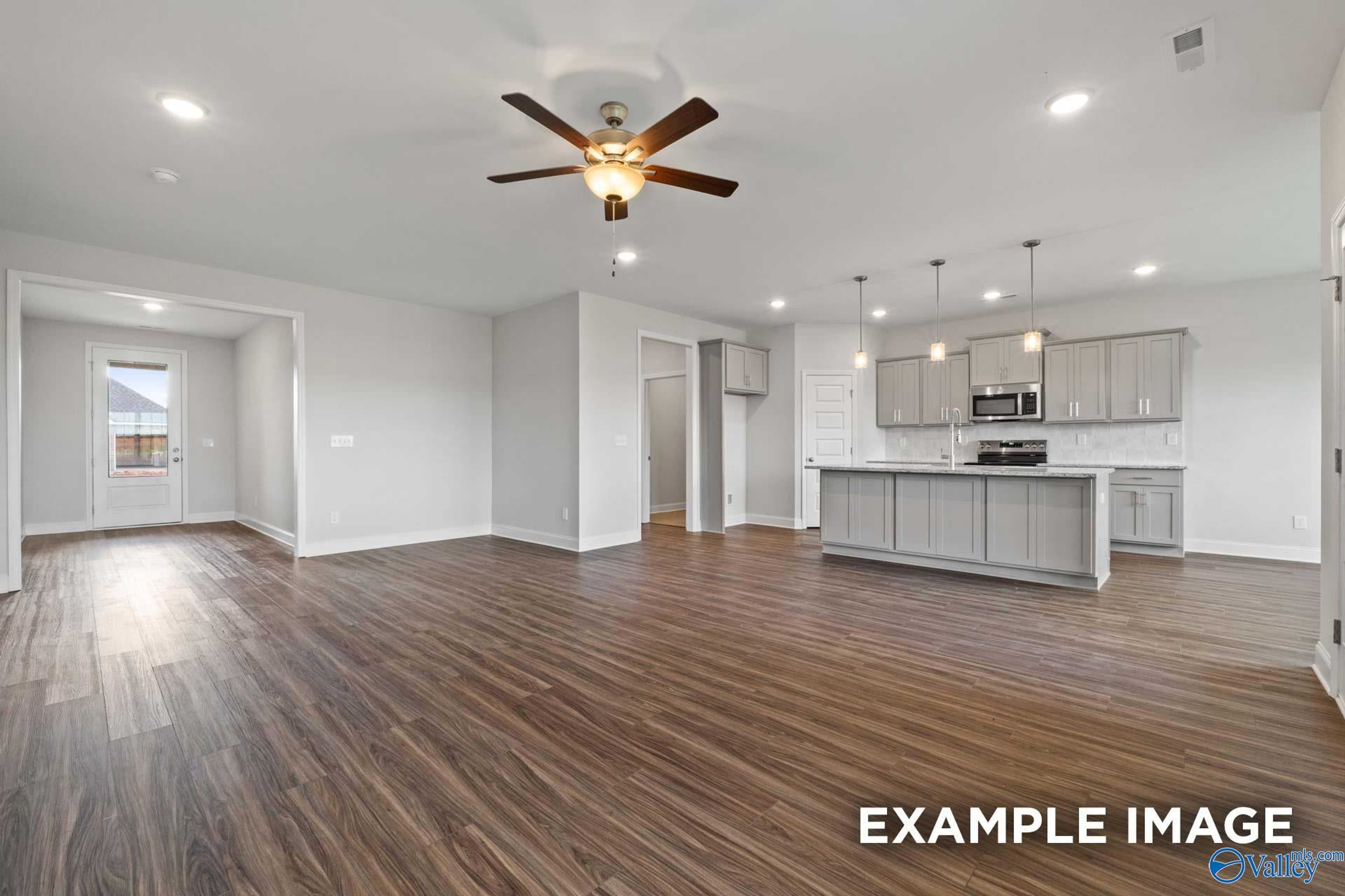 Image 4 of Davidson Homes' New Home at 901 Ronnie Drive SE