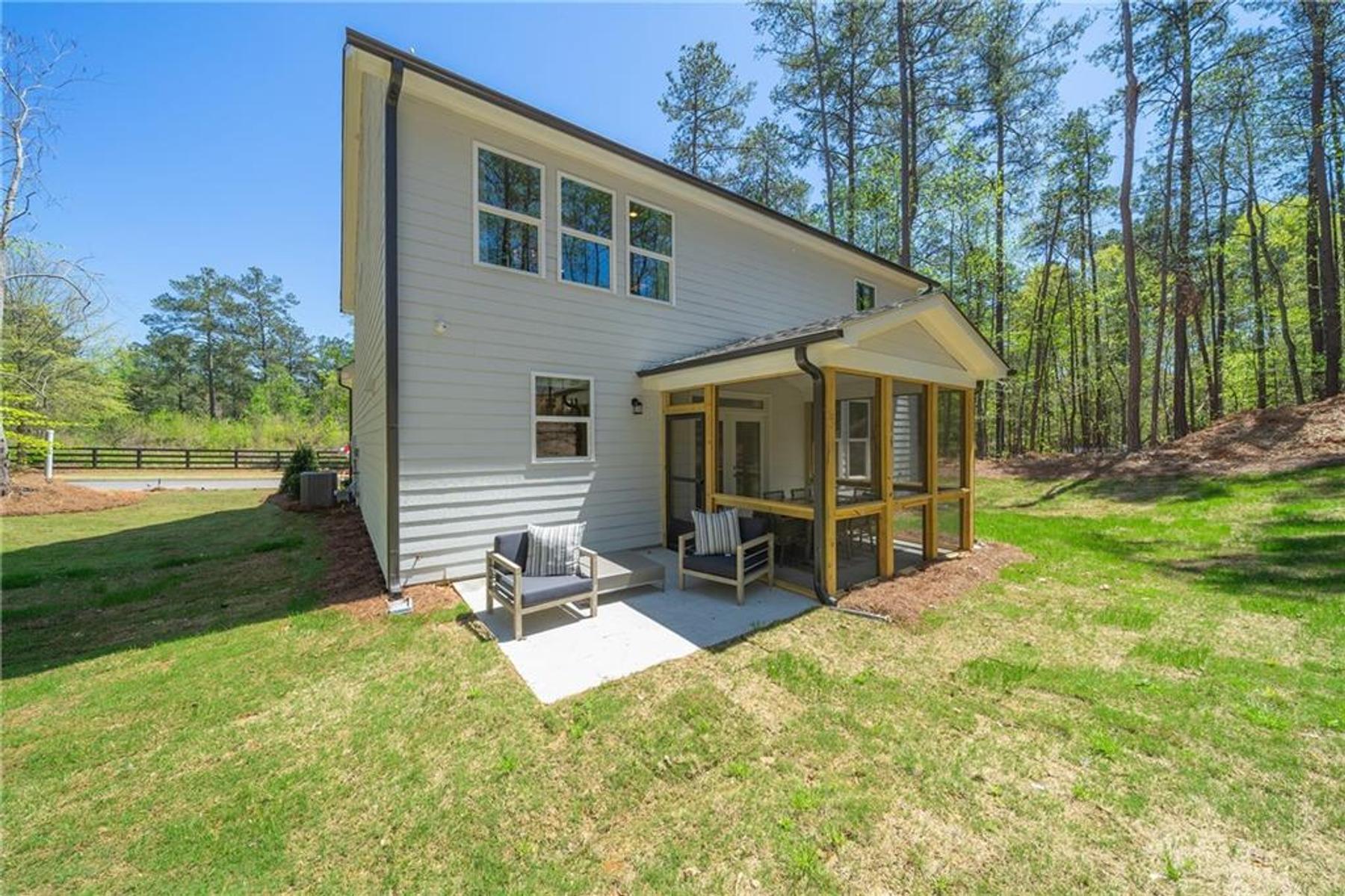 Image 3 of Davidson Homes' New Home at 392 Riverwood Drive