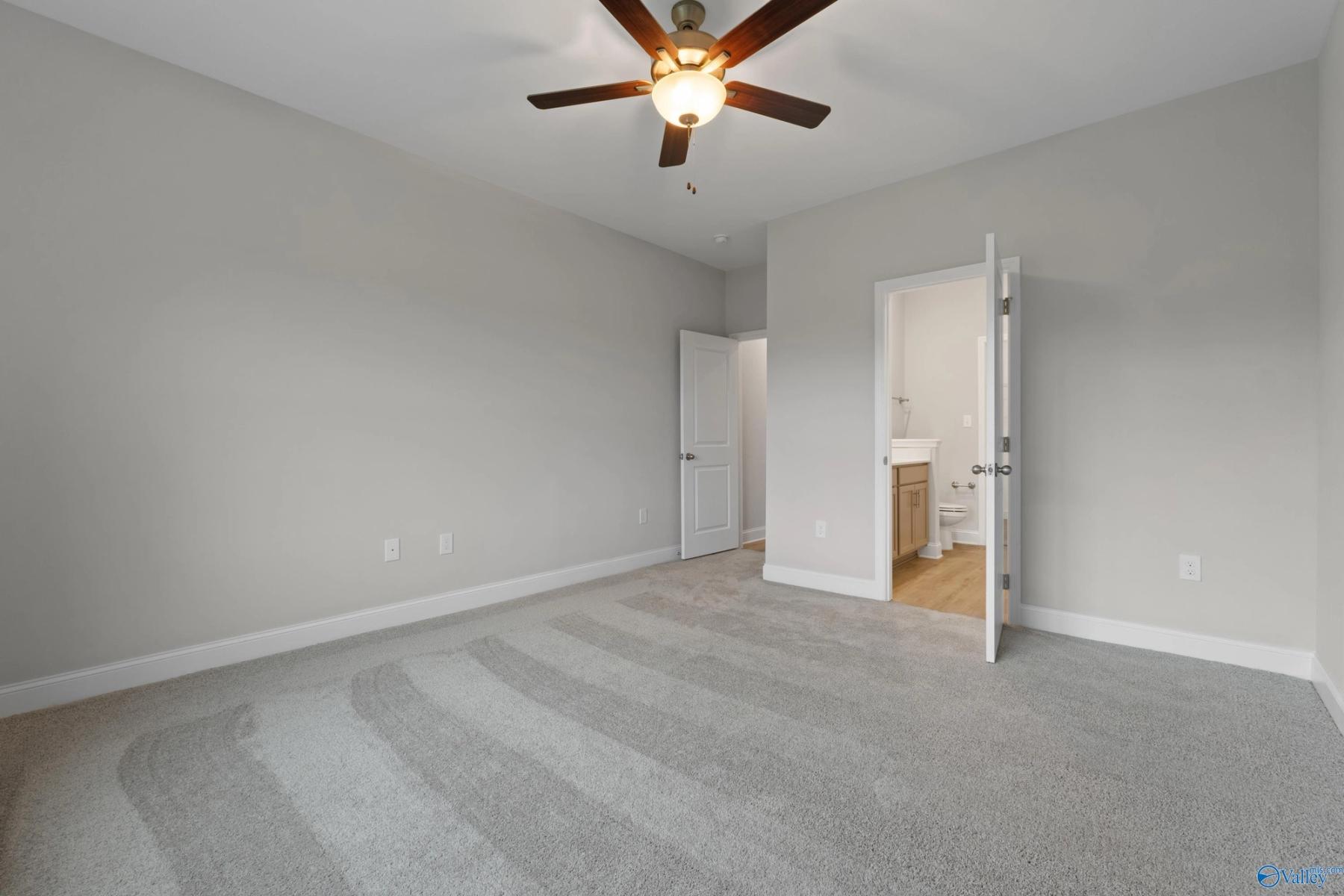 Image 15 of Davidson Homes' New Home at 151 Heritage Lakes Boulevard