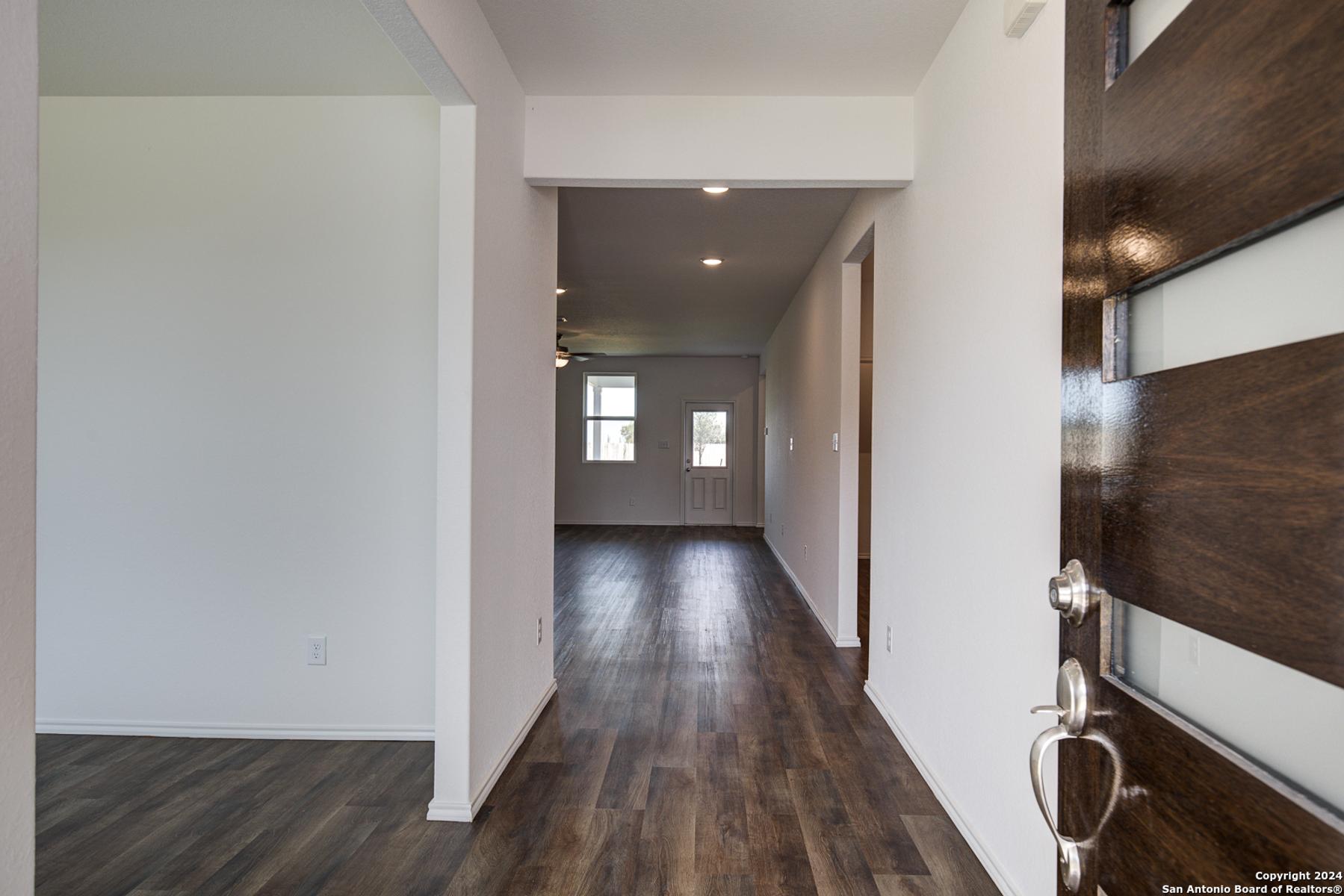 Image 3 of Davidson Homes' New Home at 208 Drew Circle