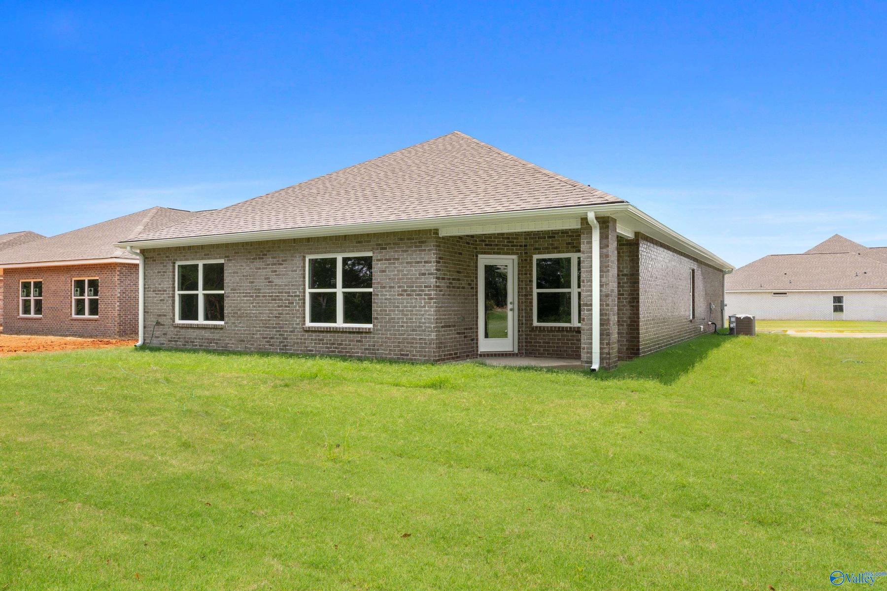 Image 28 of Davidson Homes' New Home at 149 Ivy Vine Drive