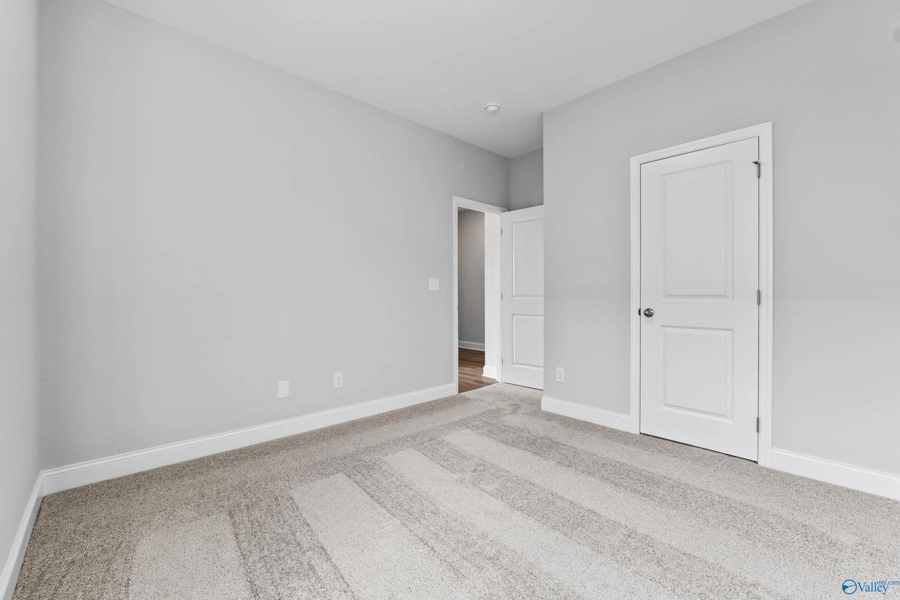 Image 10 of Davidson Homes' New Home at 219 Pine Island Avenue