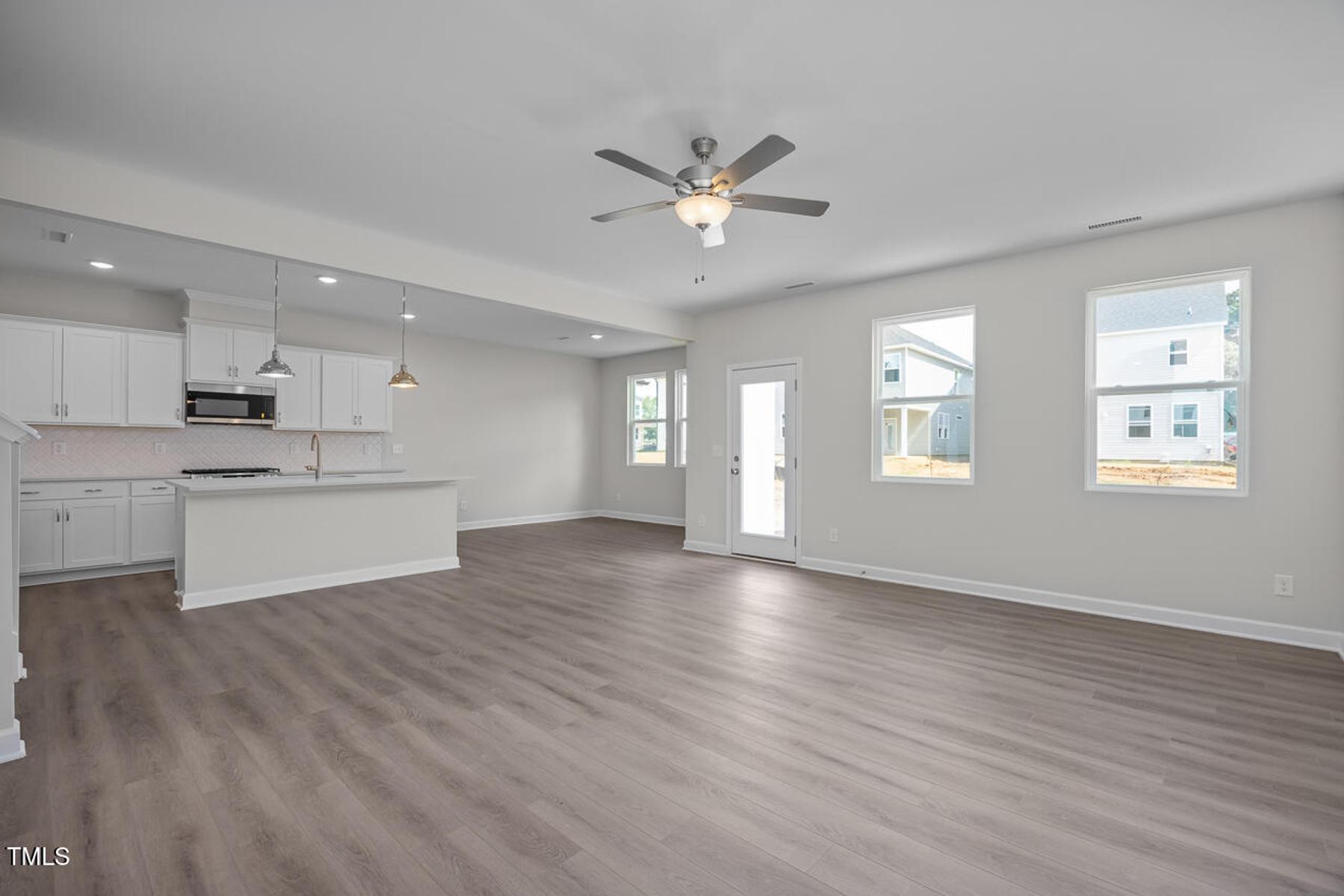 Image 7 of Davidson Homes' New Home at 104 Fairwinds Drive