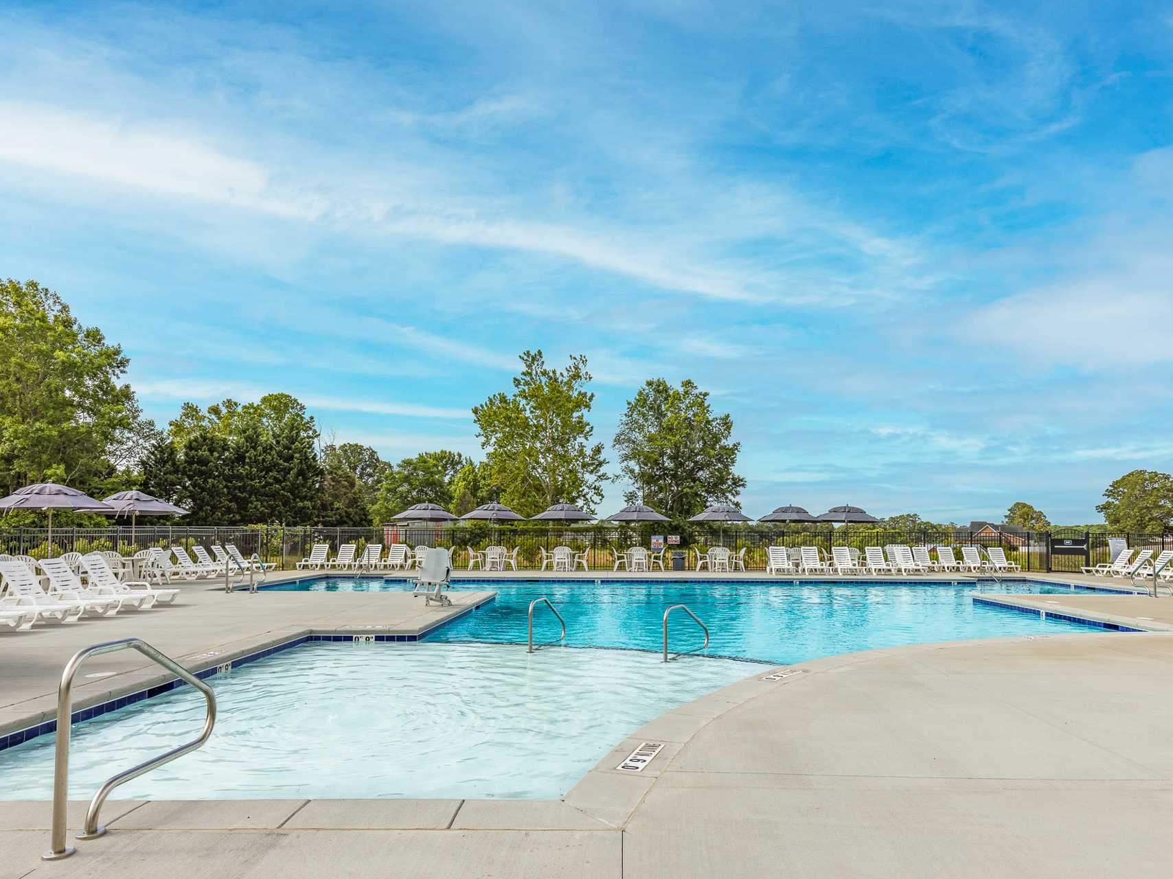 New Community Pool Now Open!