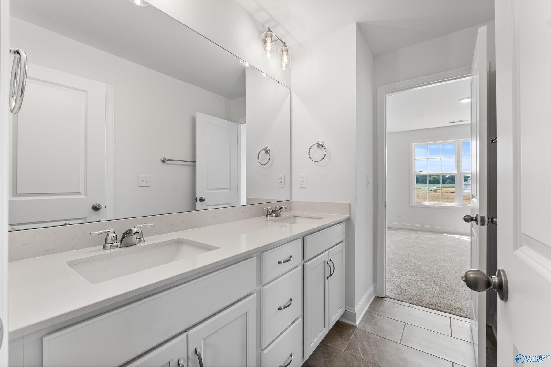 Image 18 of Davidson Homes' New Home at 111 Lucy Lynn Boulevard