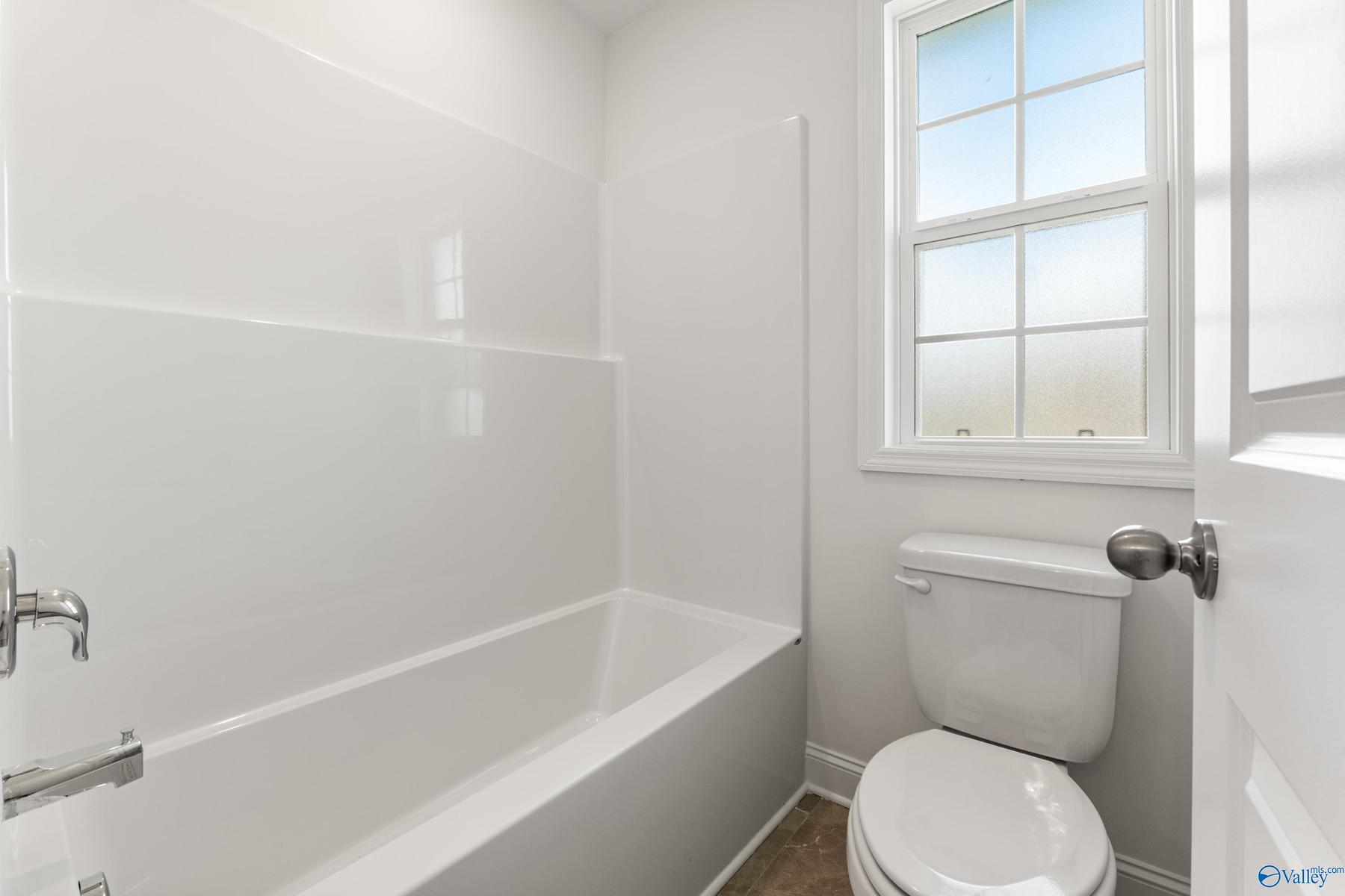 Image 19 of Davidson Homes' New Home at 111 Lucy Lynn Boulevard
