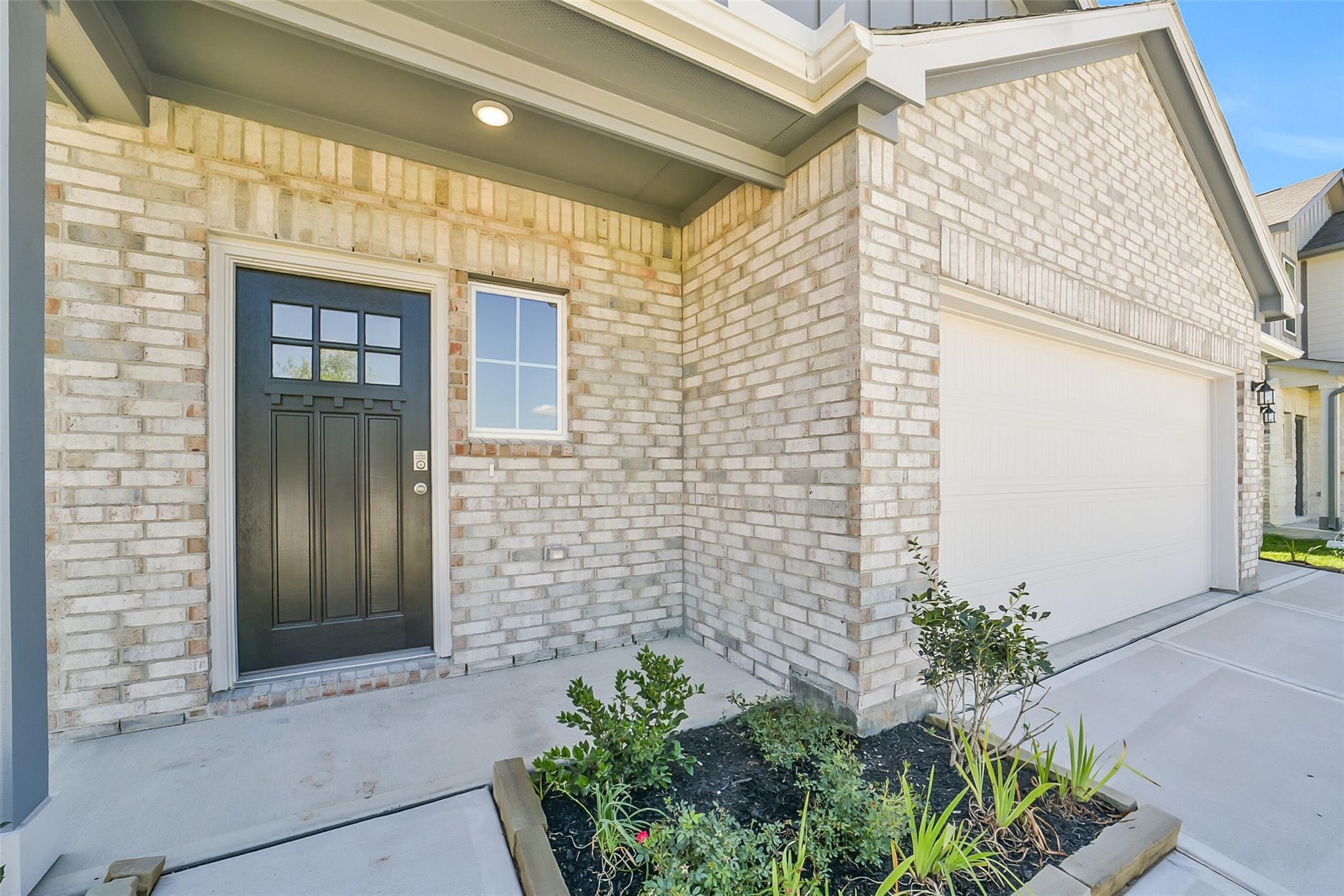 Image 4 of Davidson Homes' New Home at 240 Harlingen Drive