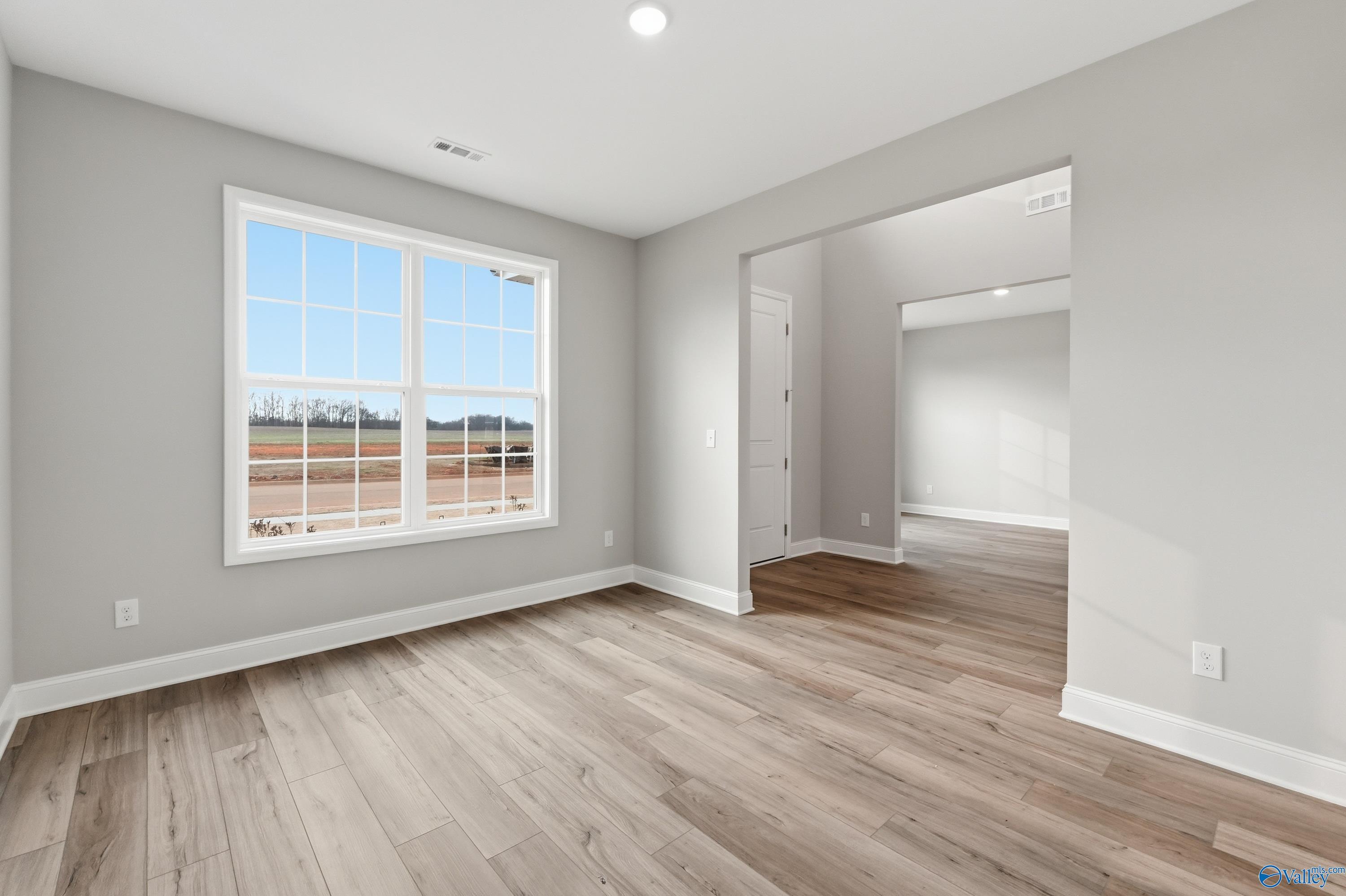 Image 7 of Davidson Homes' New Home at 206 Slade Thomas Drive