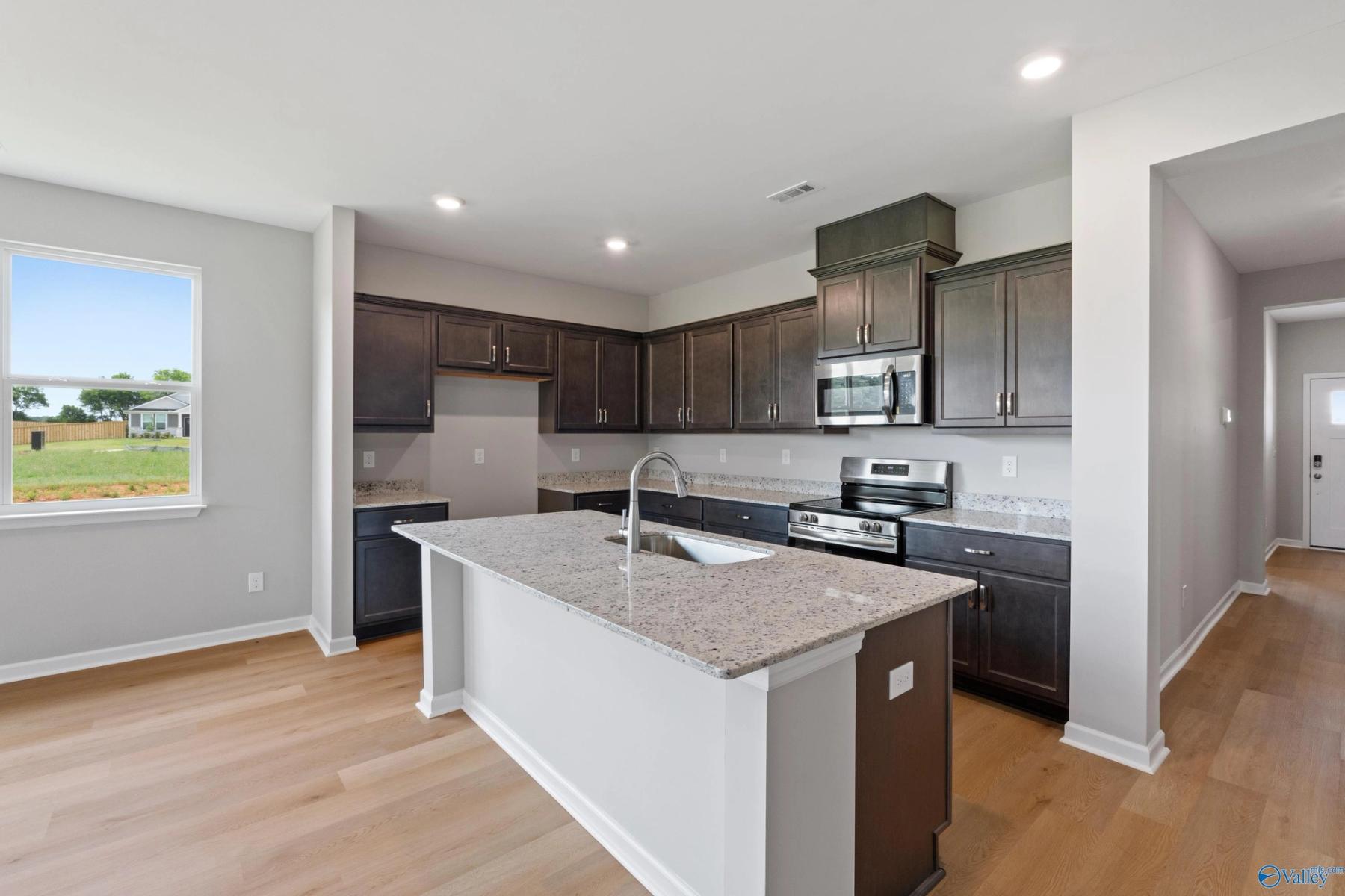 Image 16 of Davidson Homes' New Home at 105 Starview Court