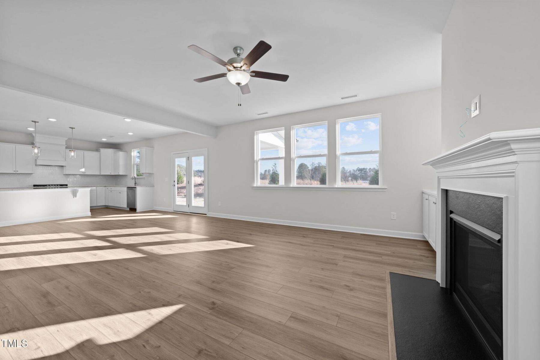 Image 5 of Davidson Homes' New Home at 432 Golden Dragonfly Street