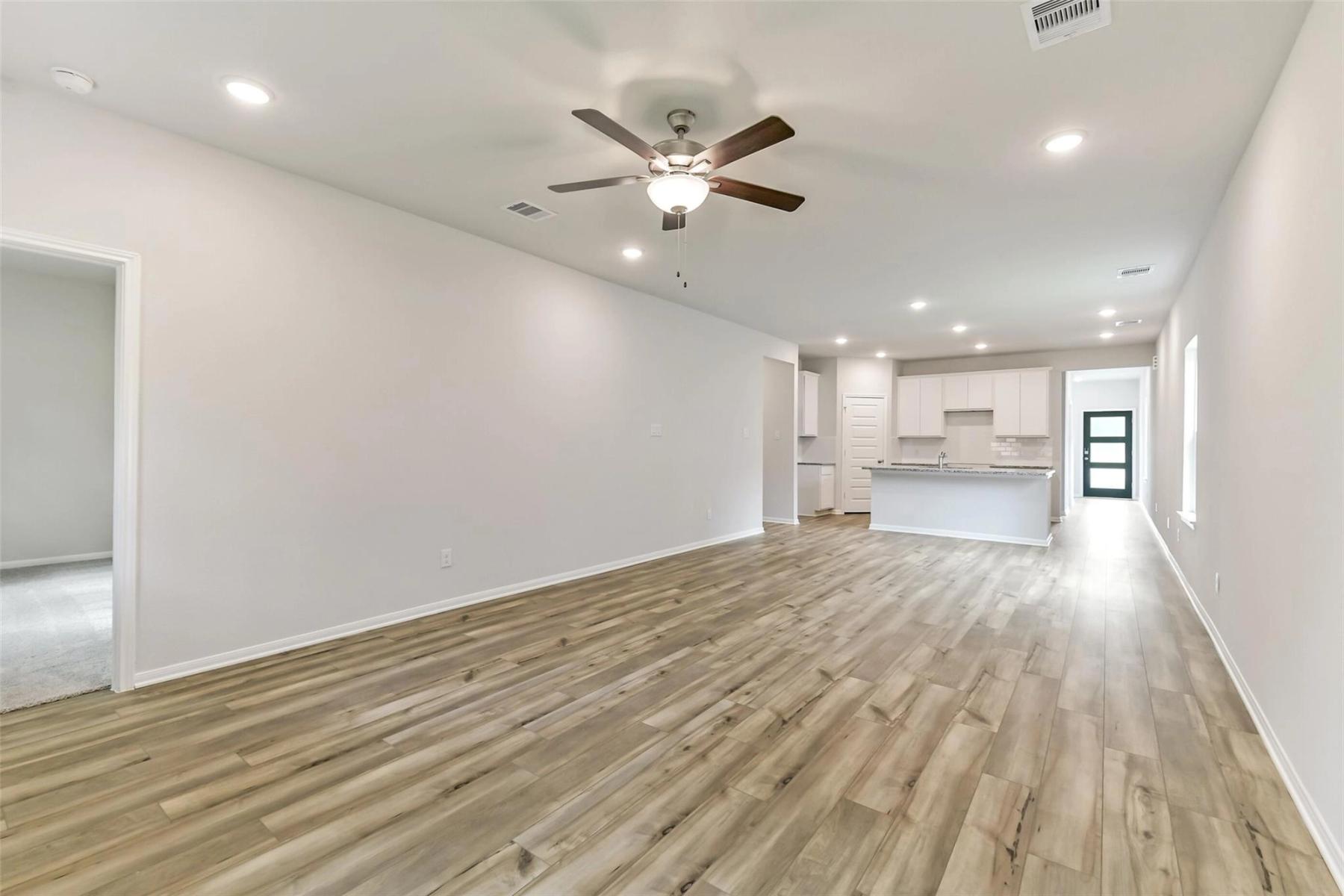 Image 10 of Davidson Homes' New Home at 2105 Caney Creek Lane