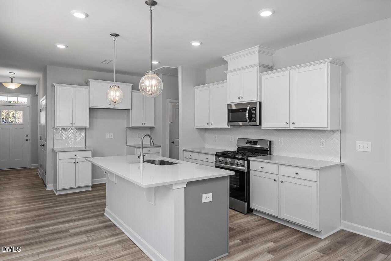 Image 8 of Davidson Homes' New Home at 314 Gregory Village Drive