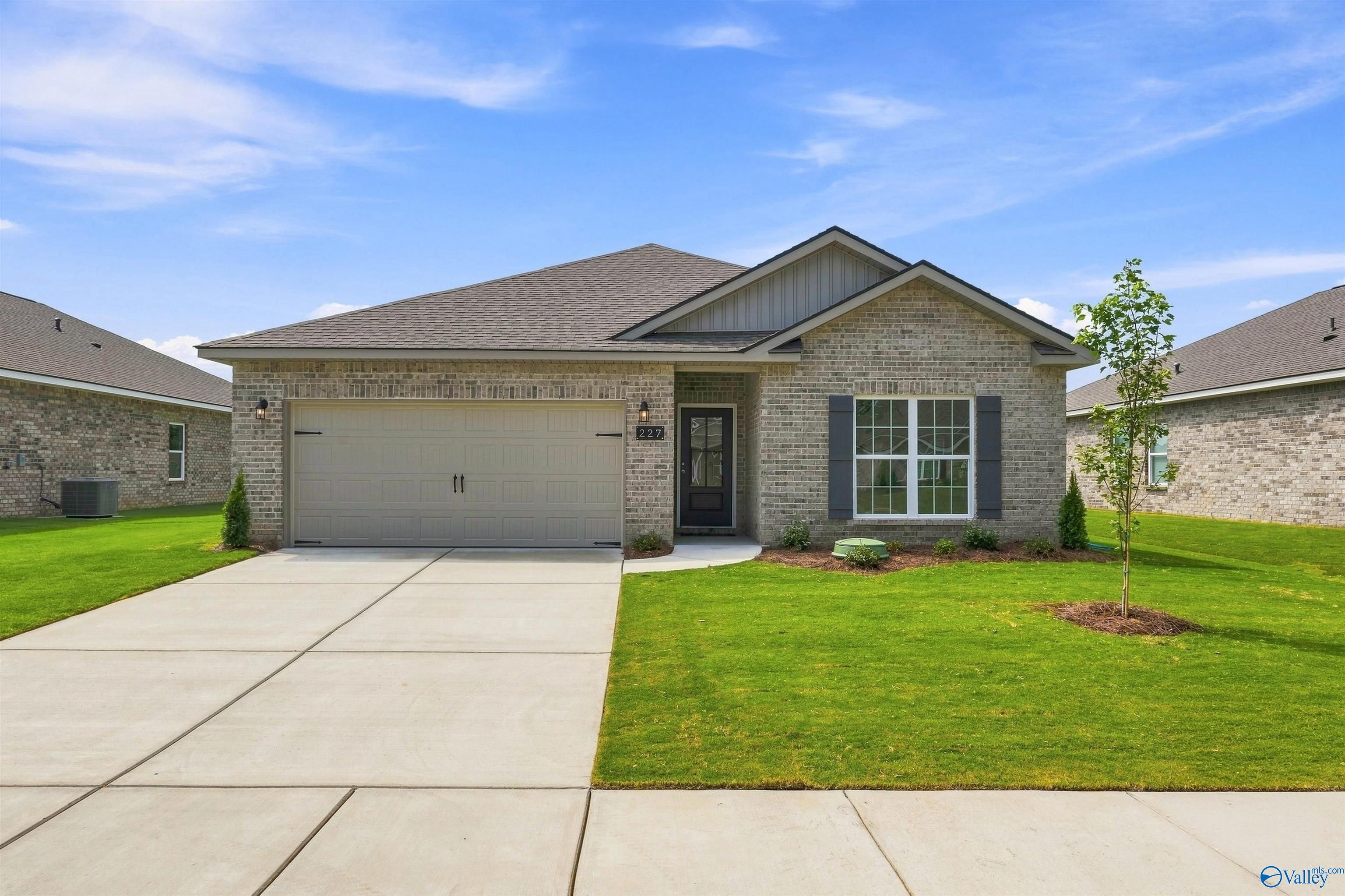 Exterior view of Davidson Homes' New Home at 227 Jerrie Lynn Boulevard