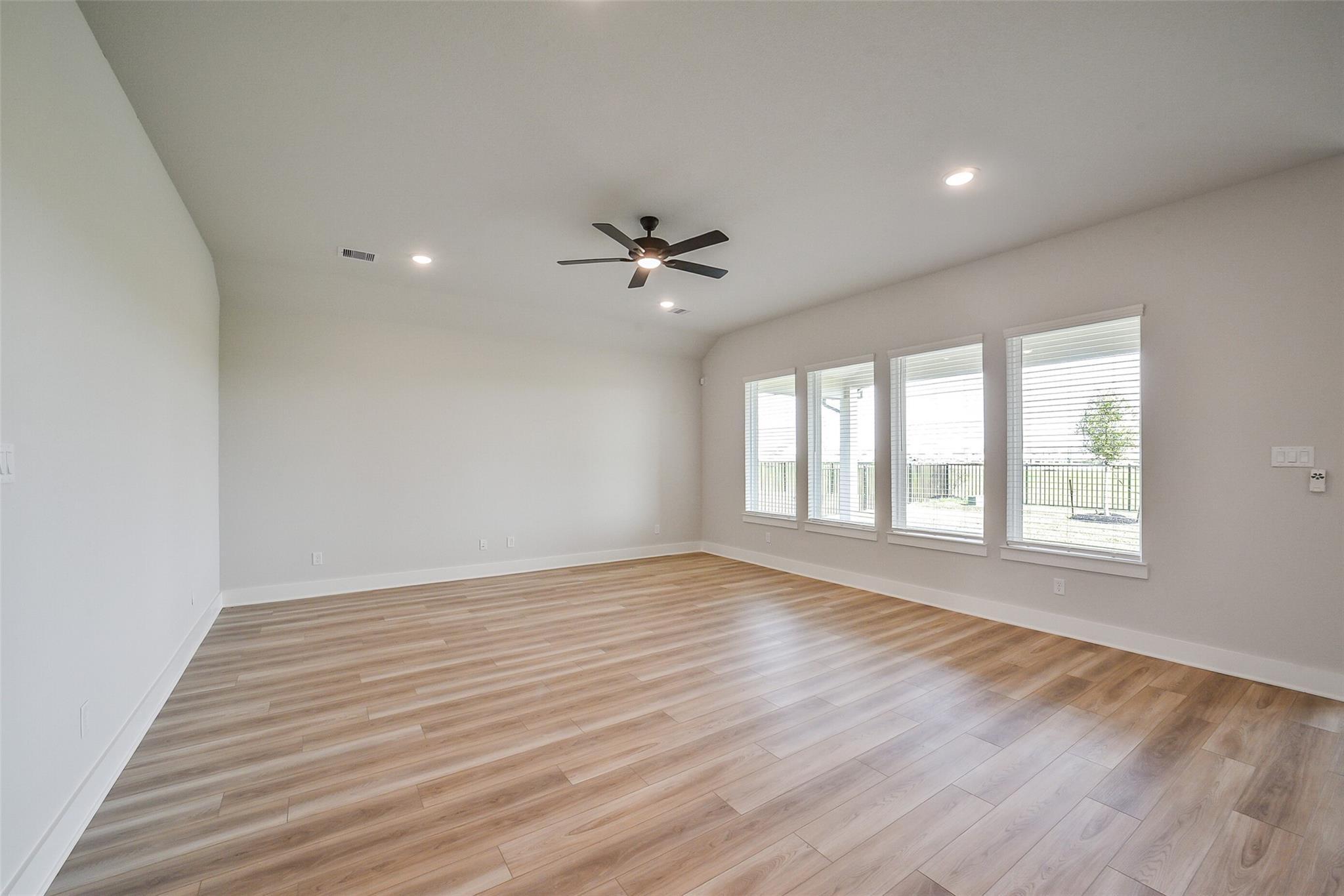 Image 4 of Davidson Homes' New Home at 1831 Tioga View Drive