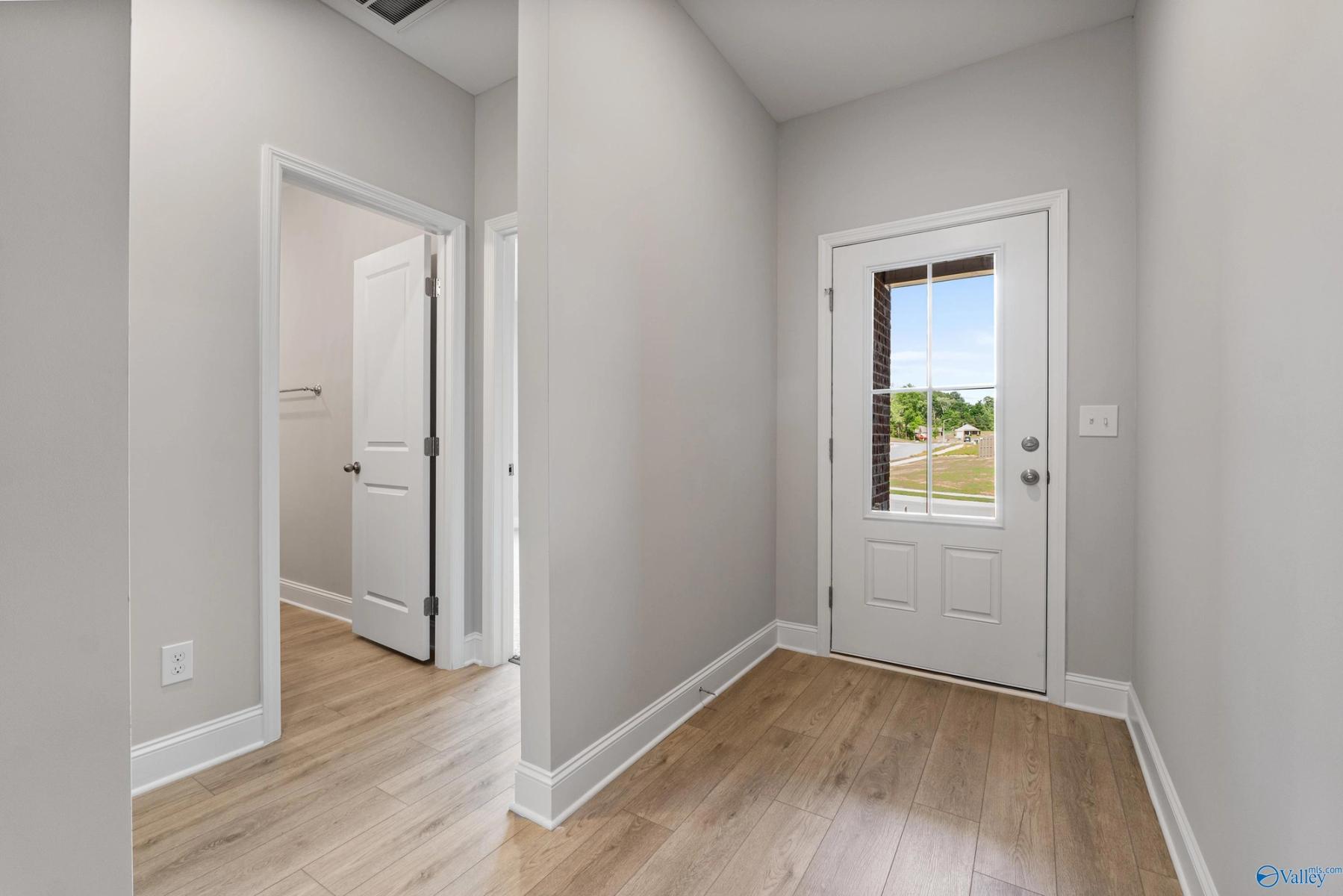Image 4 of Davidson Homes' New Home at 162 River Pointe Drive