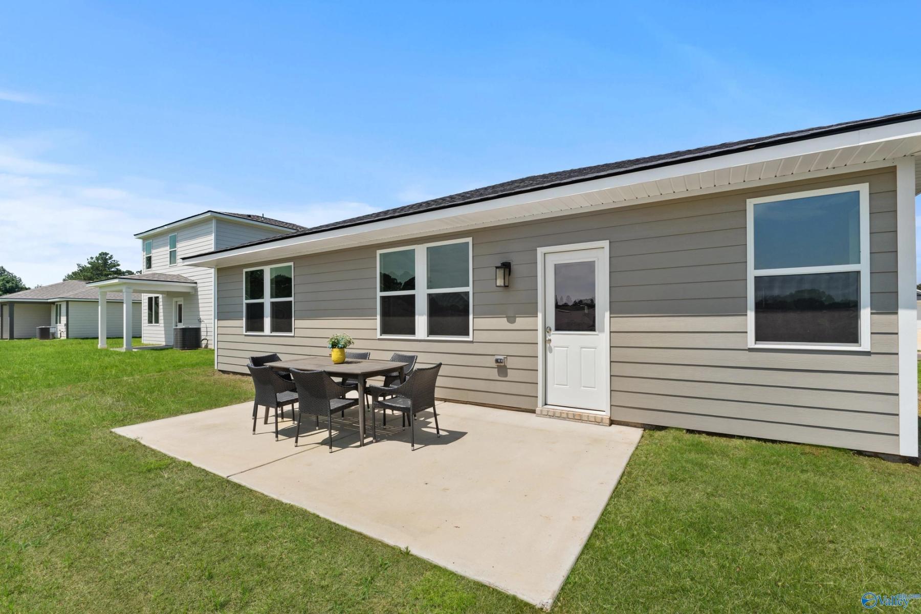 Image 24 of Davidson Homes' New Home at 107 Shirley Harris Dr