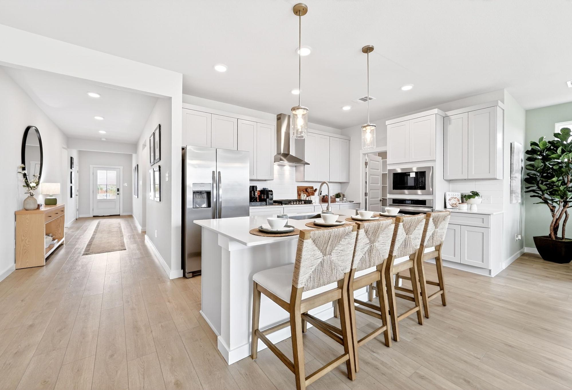Image 3 of Davidson Homes' The Laurel M Floor Plan