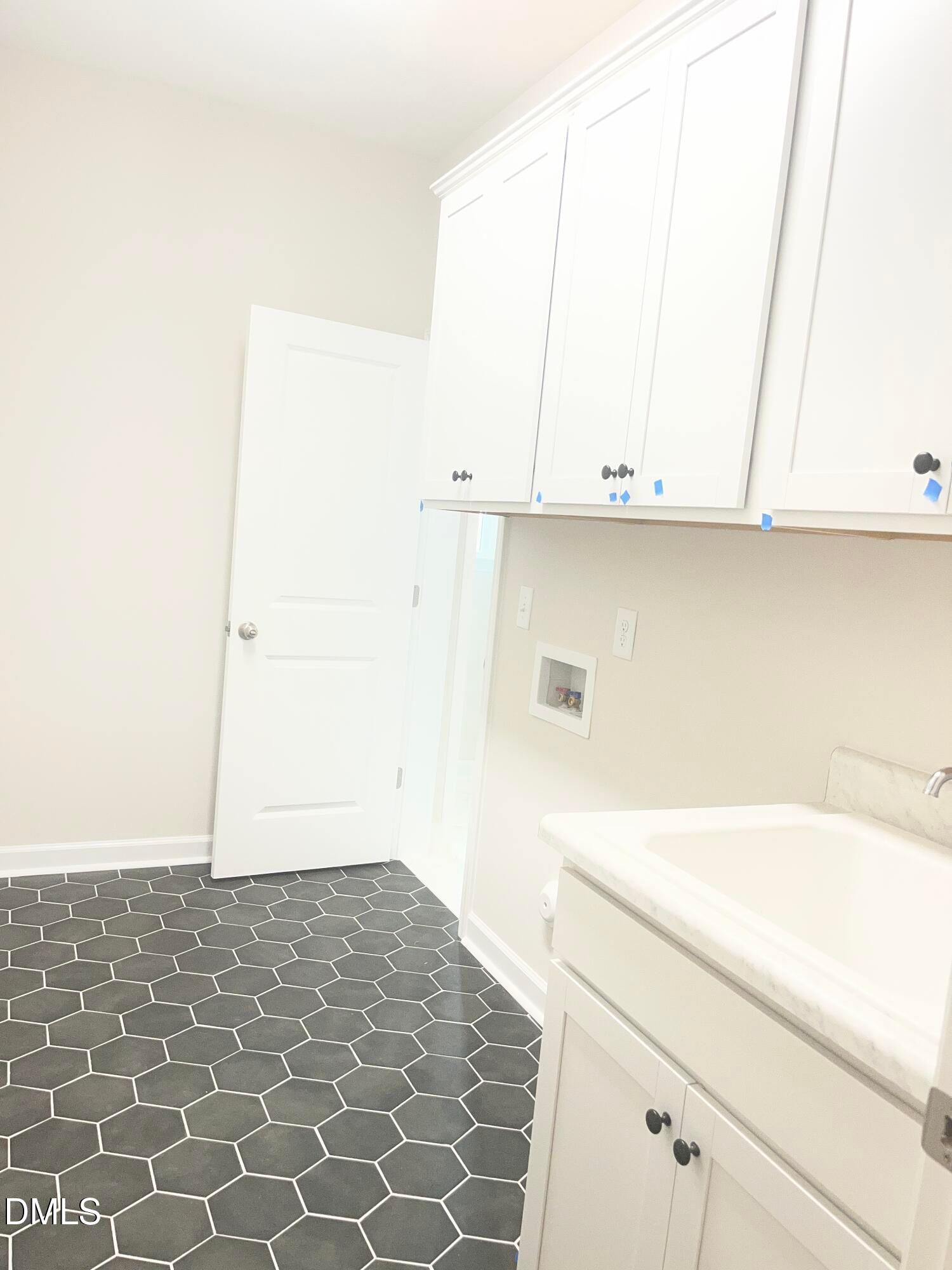 Image 6 of Davidson Homes' New Home at 428 Golden Dragonfly Street