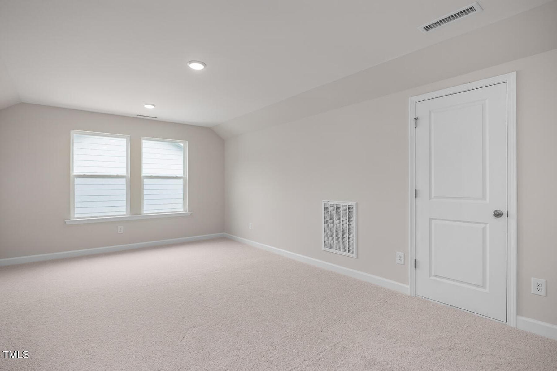 Image 28 of Davidson Homes' New Home at 456 Golden Dragonfly Street