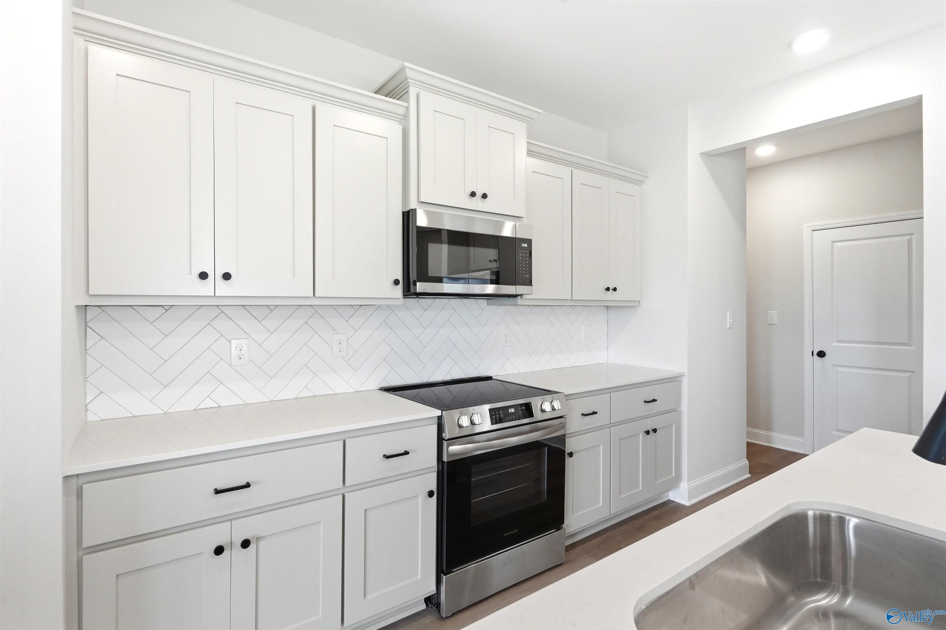 Image 14 of Davidson Homes' New Home at 208 Irish Hill Drive