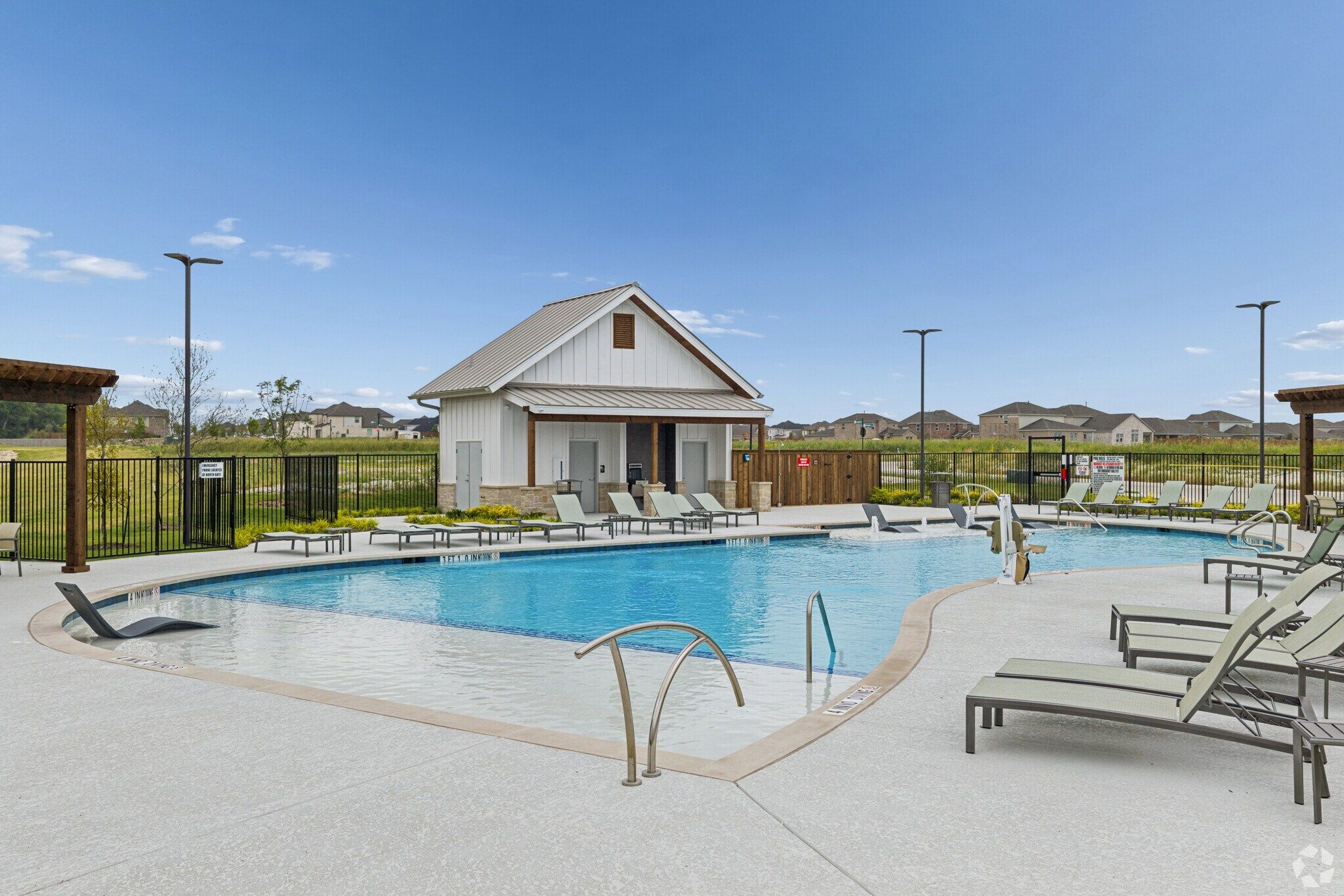 Community amenity pool in Parks at Foster Crossing in Anna, TX