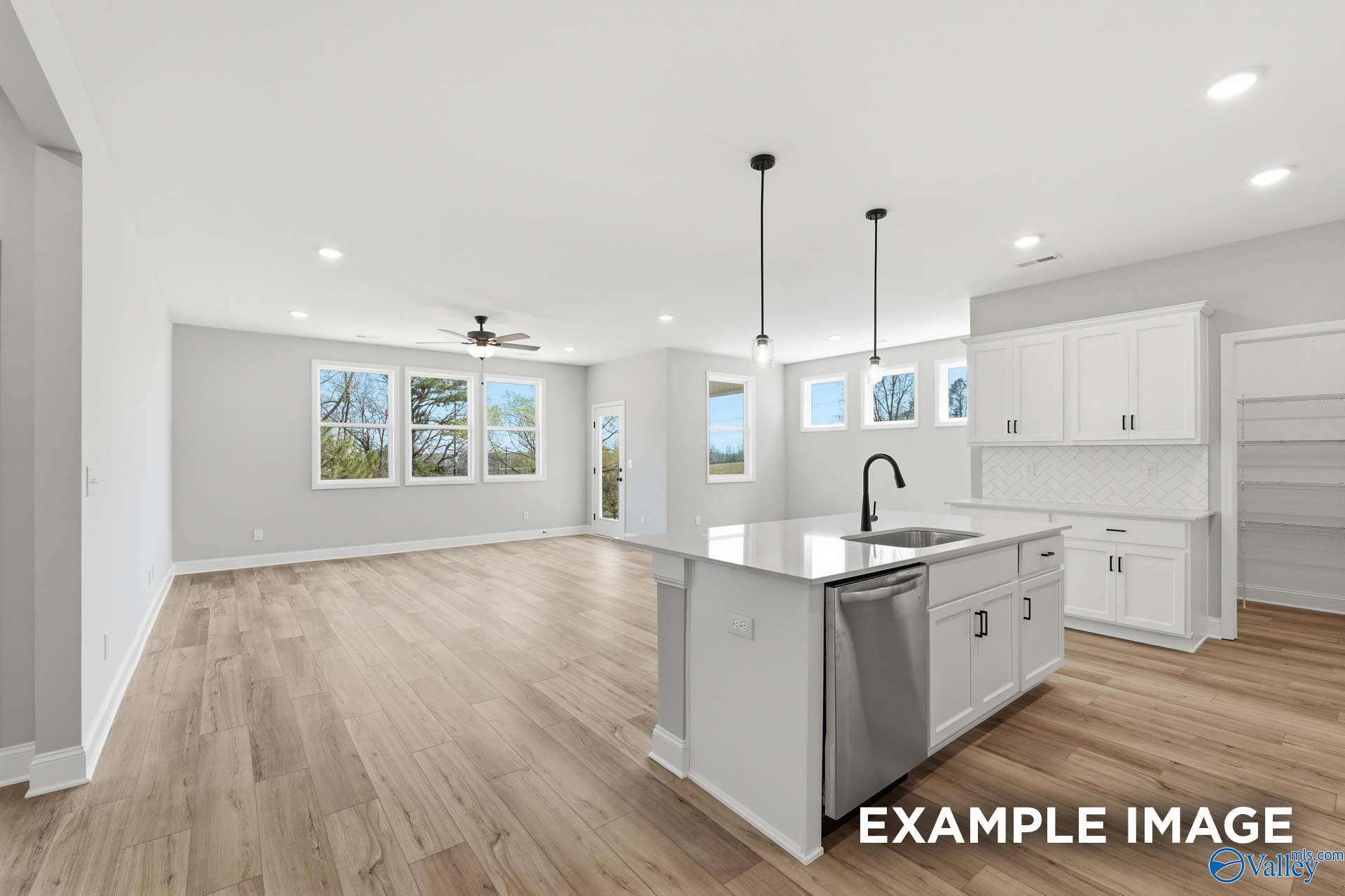 Image 6 of Davidson Homes' New Home at 119 Berry Cove Avenue