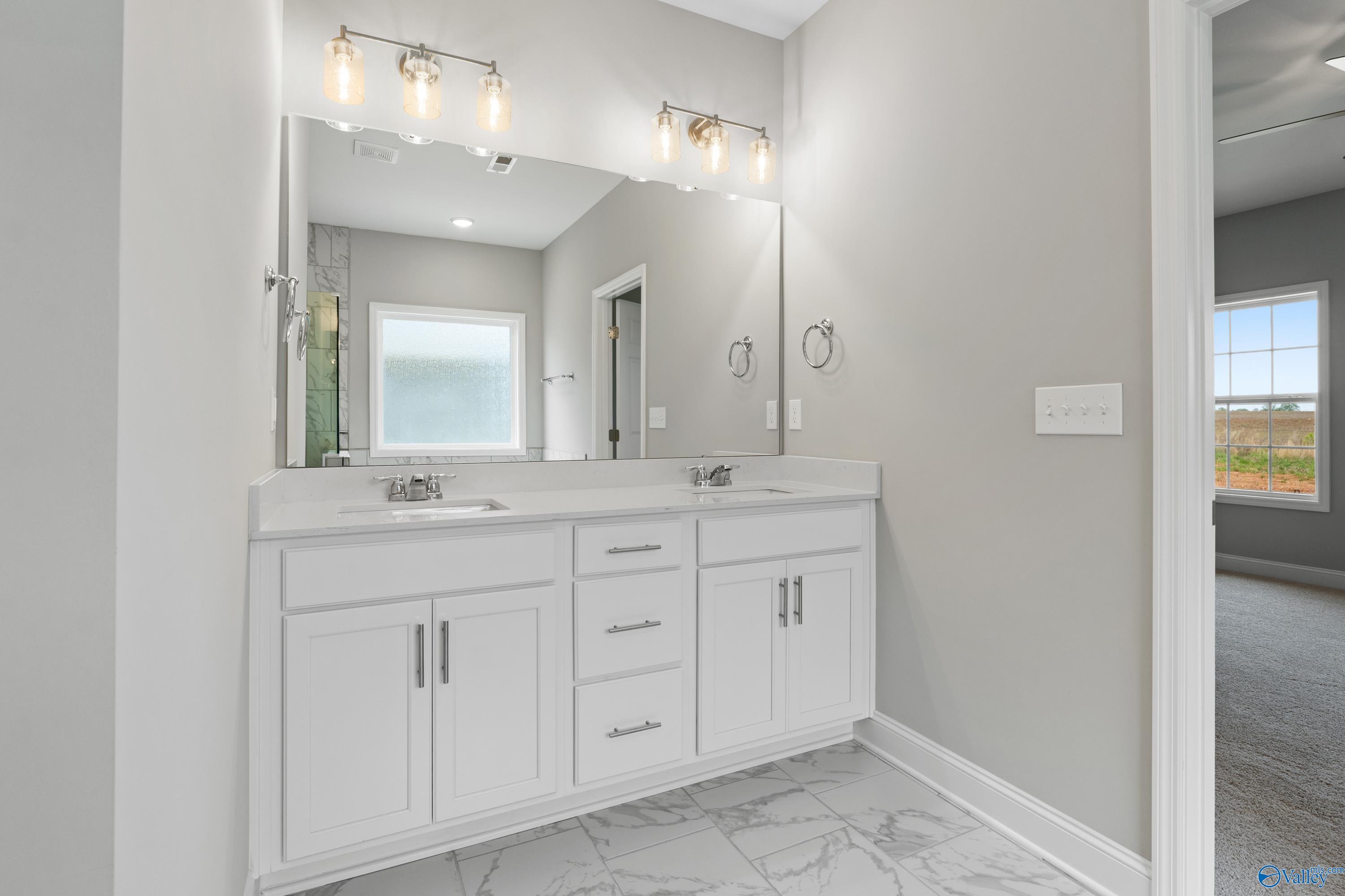 Image 16 of Davidson Homes' New Home at 29648 Limestone Creek Way