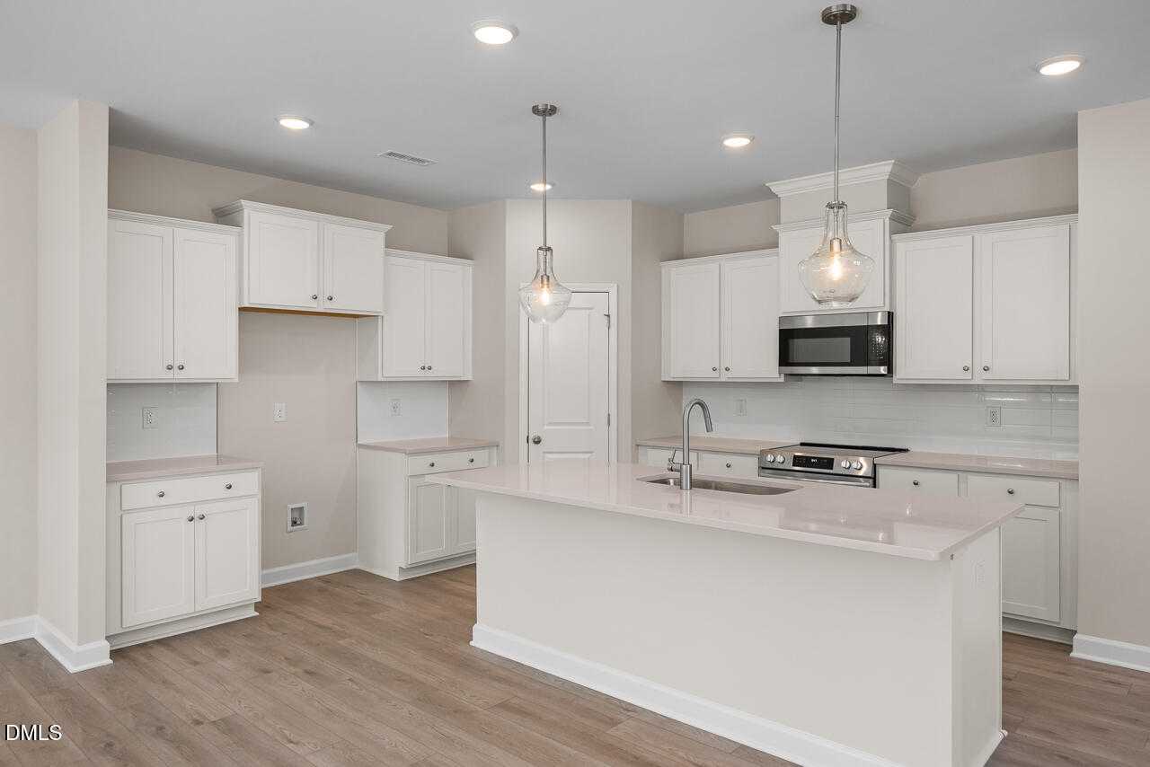 Image 2 of Davidson Homes' New Home at 433 Old Fashioned Way