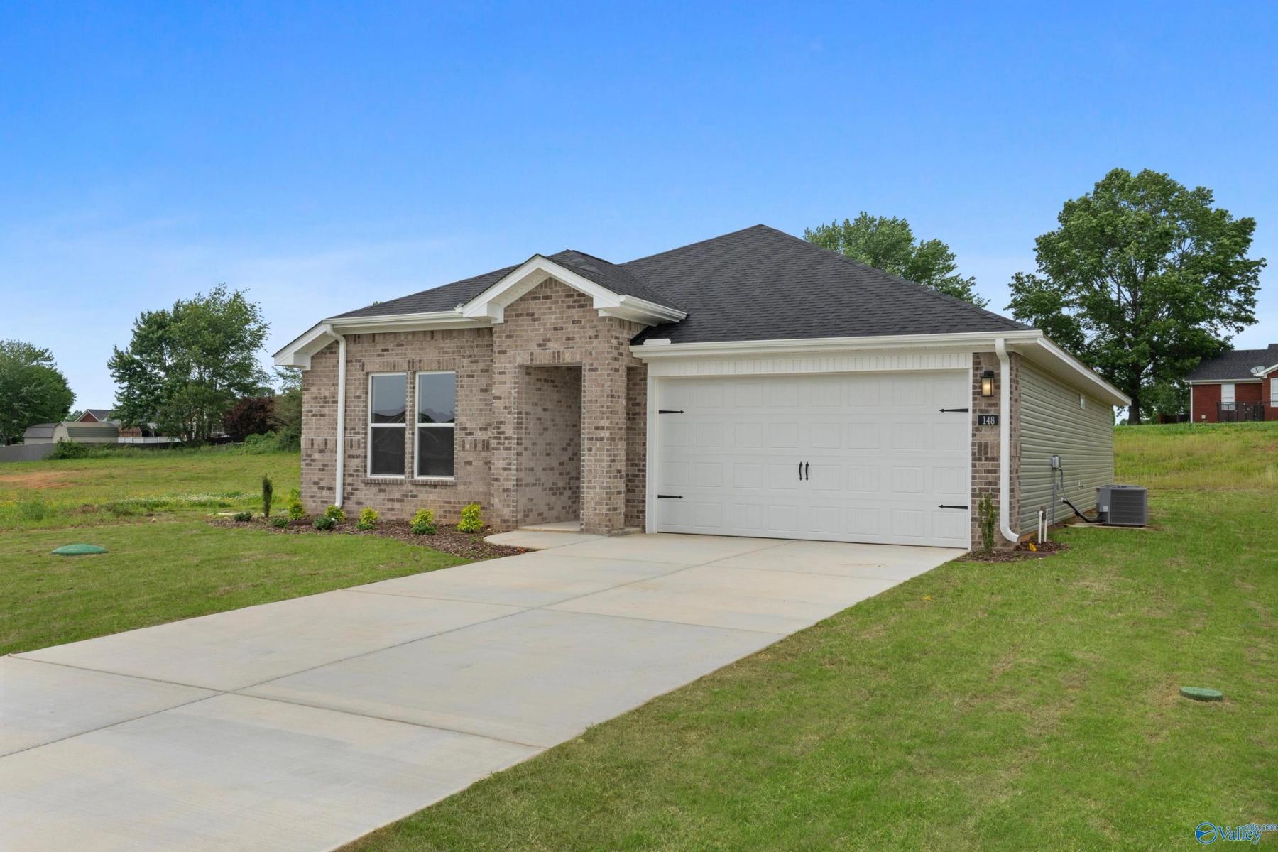 Image 3 of Davidson Homes' New Home at 148 Aurora Circle