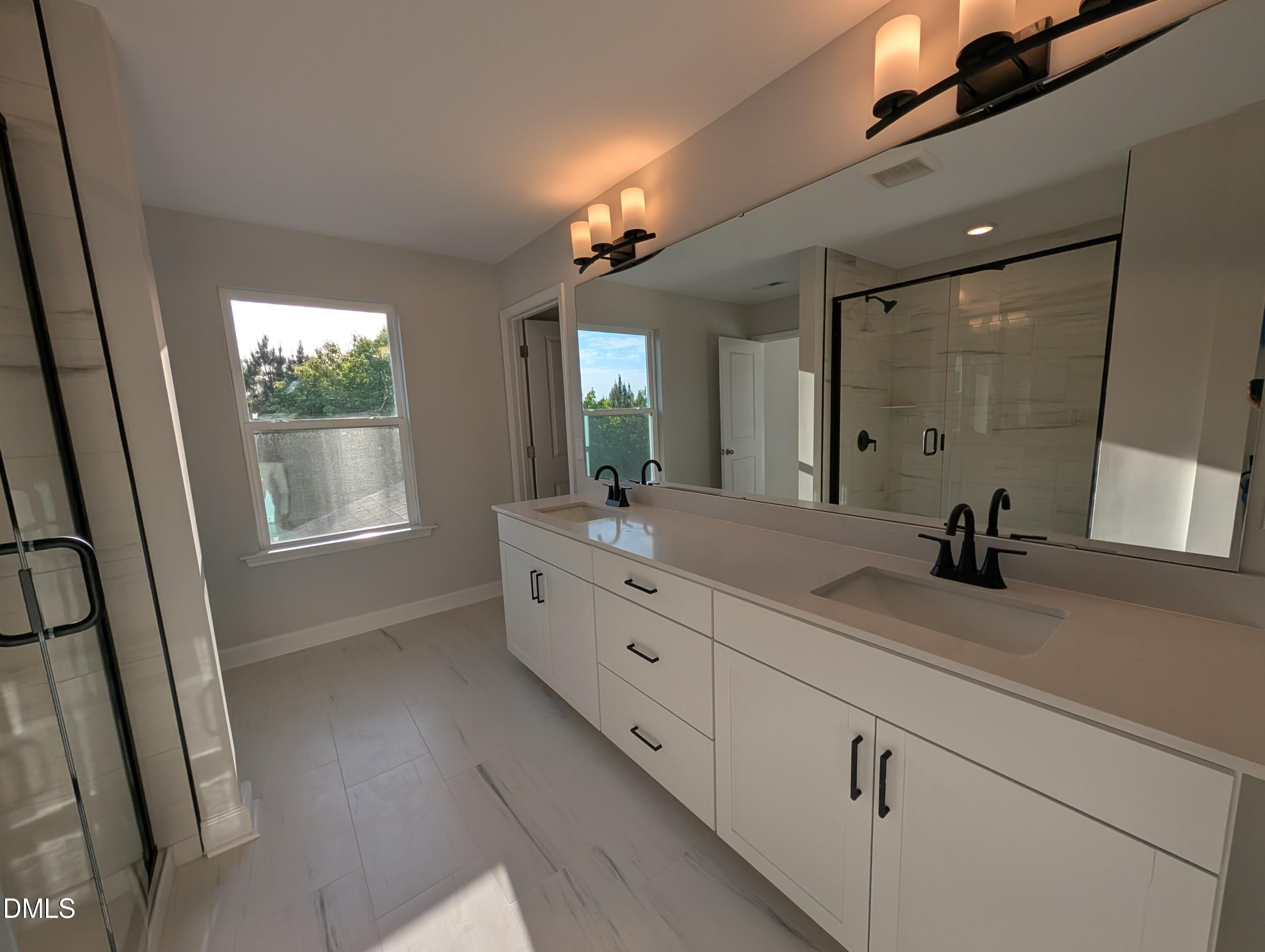 Image 22 of Davidson Homes' New Home at 909 Diana Victoria Court