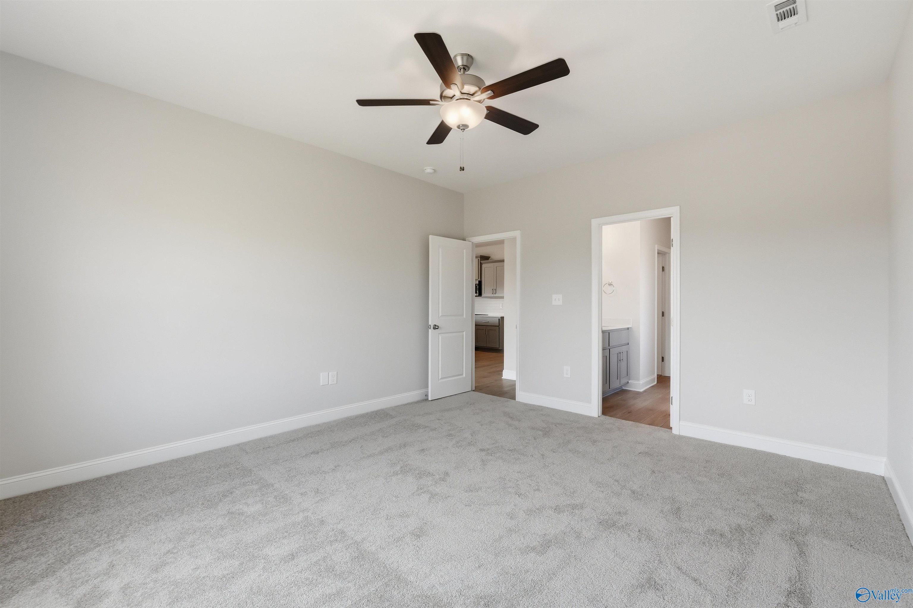 Image 4 of Davidson Homes' New Home at 202 Irish Hill Drive