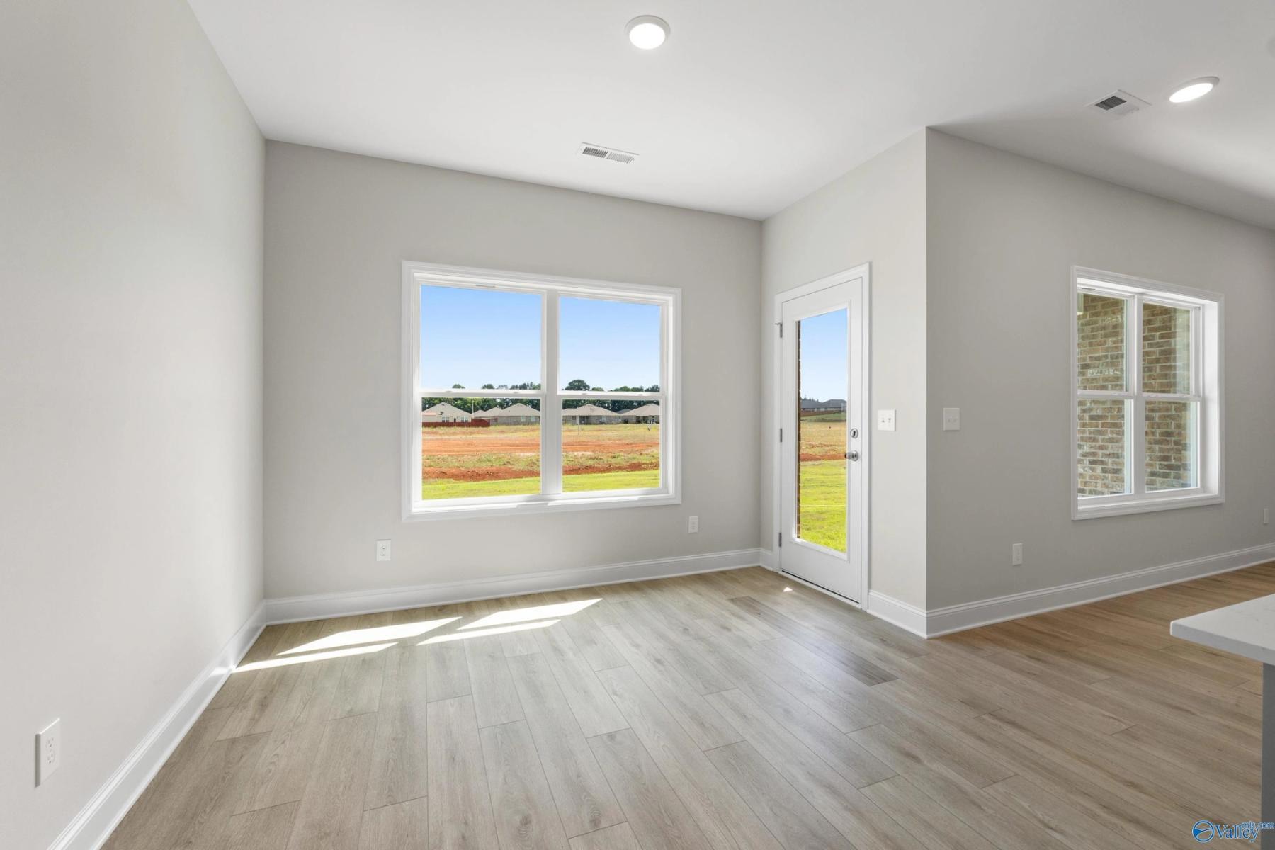 Image 8 of Davidson Homes' New Home at 233 Jerrie Lynn Boulevard
