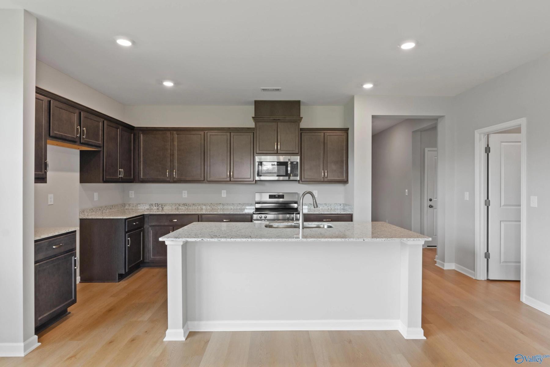 Image 18 of Davidson Homes' New Home at 105 Starview Court