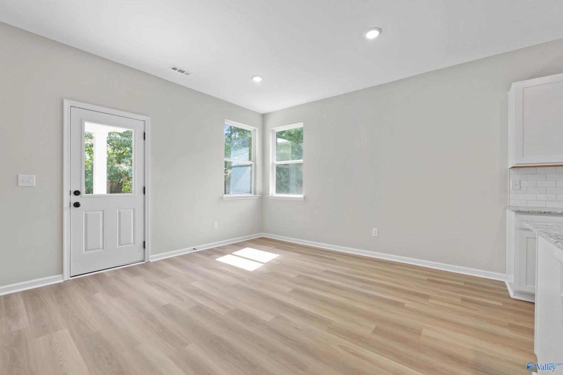 Image 11 of Davidson Homes' New Home at 30 Aurora Circle