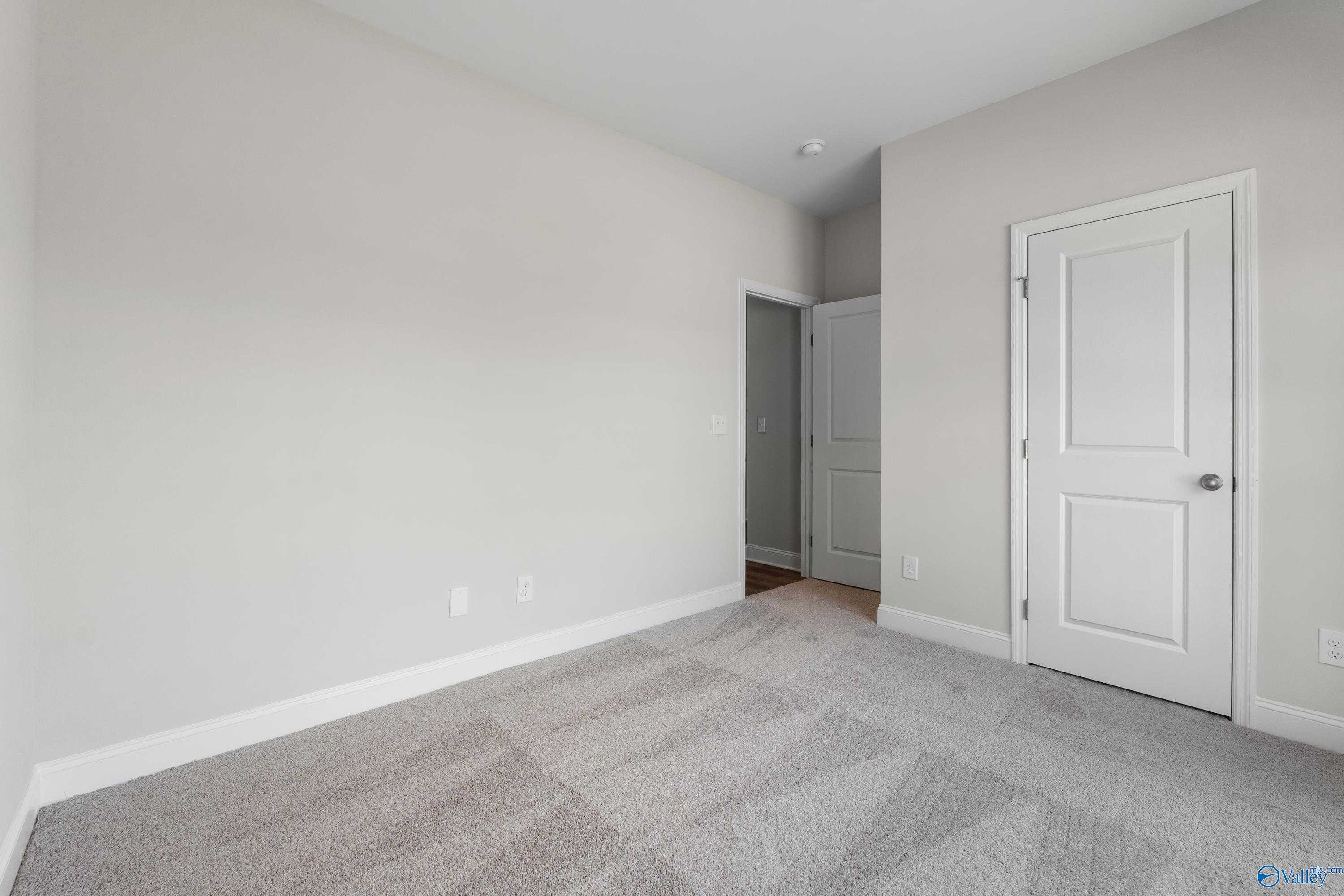 Image 7 of Davidson Homes' New Home at 223 Pine Island Avenue