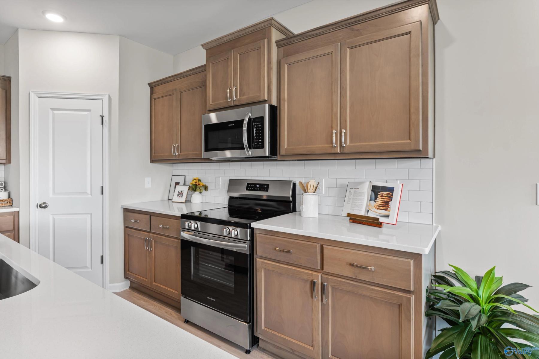 Image 5 of Davidson Homes' New Home at 107 Shirley Harris Dr