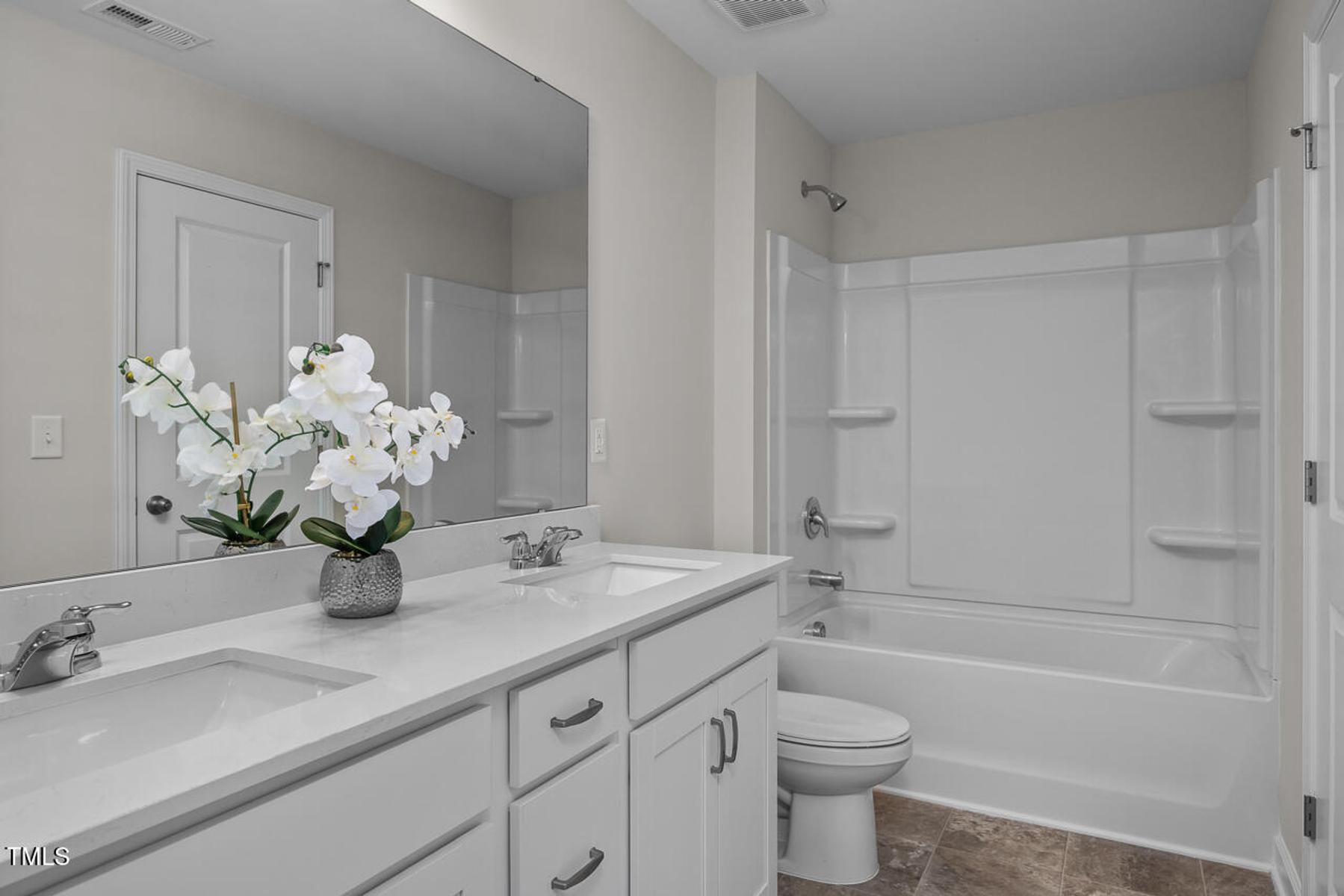 Image 14 of Davidson Homes' New Home at 82 Fairwinds Drive