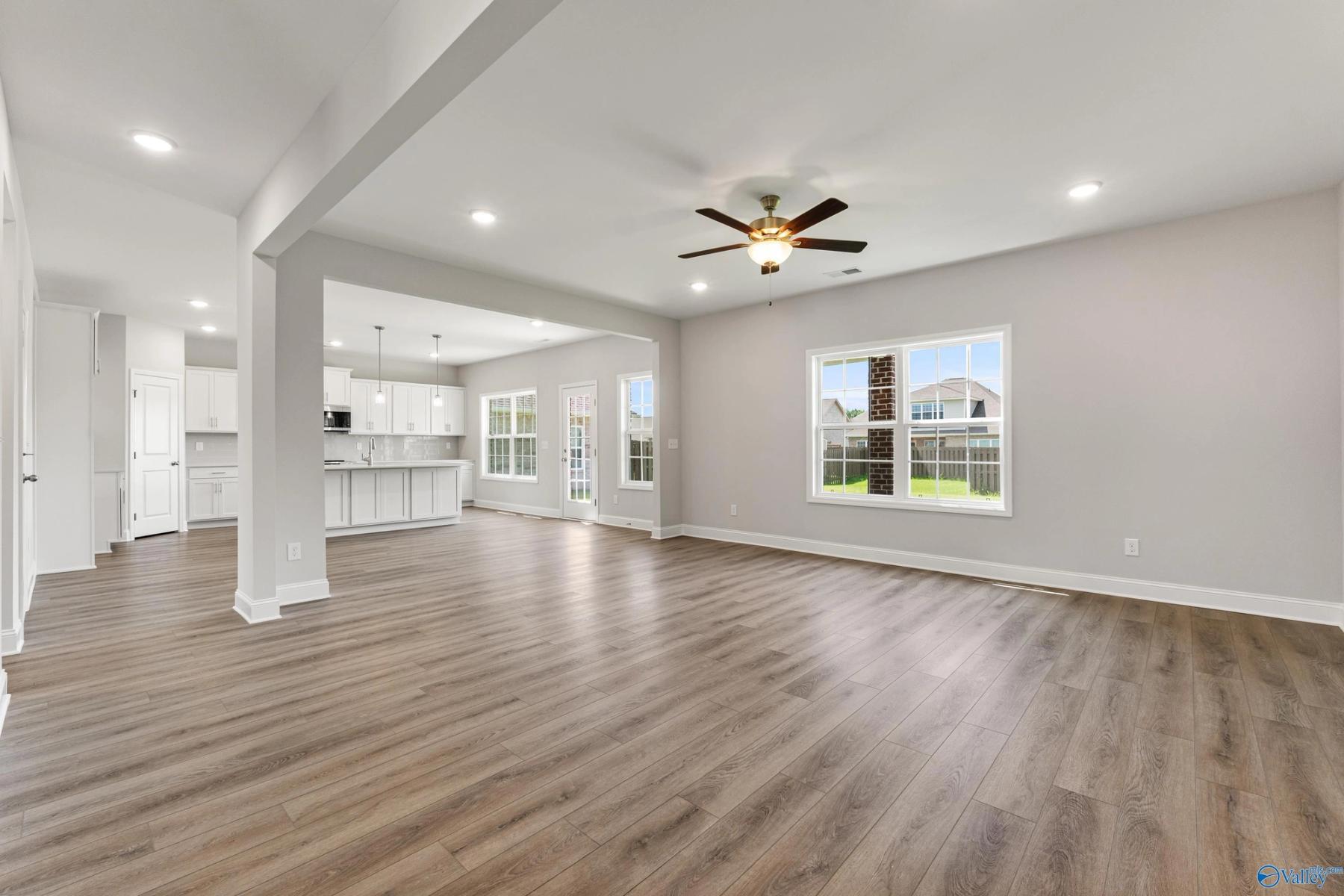 Image 6 of Davidson Homes' New Home at 226 White Horse Way
