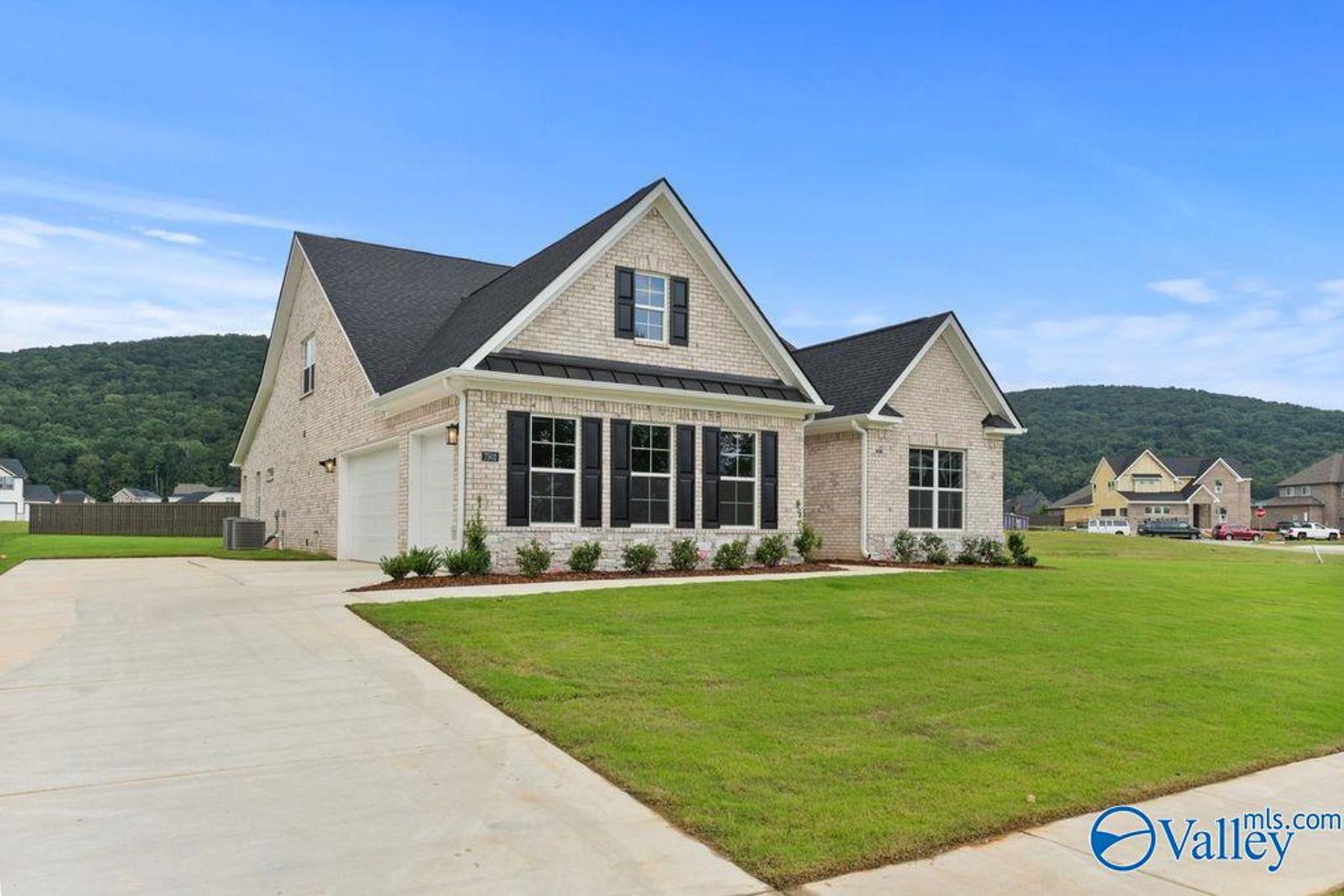 Image 38 of Davidson Homes' New Home at 7502 Speckle Belly Boulevard
