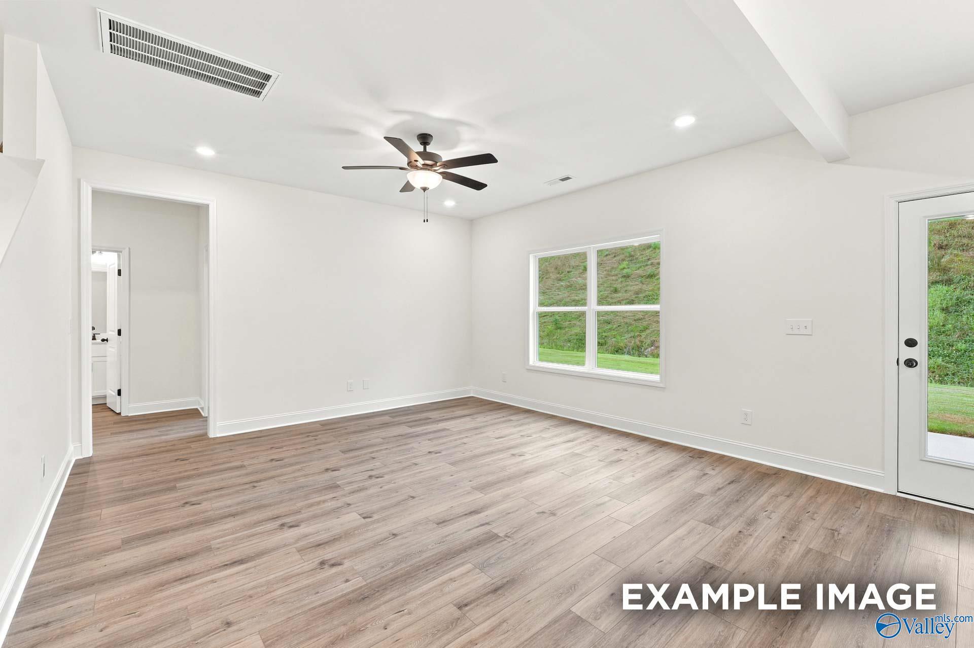 Image 15 of Davidson Homes' New Home at 126 Berry Cove Avenue