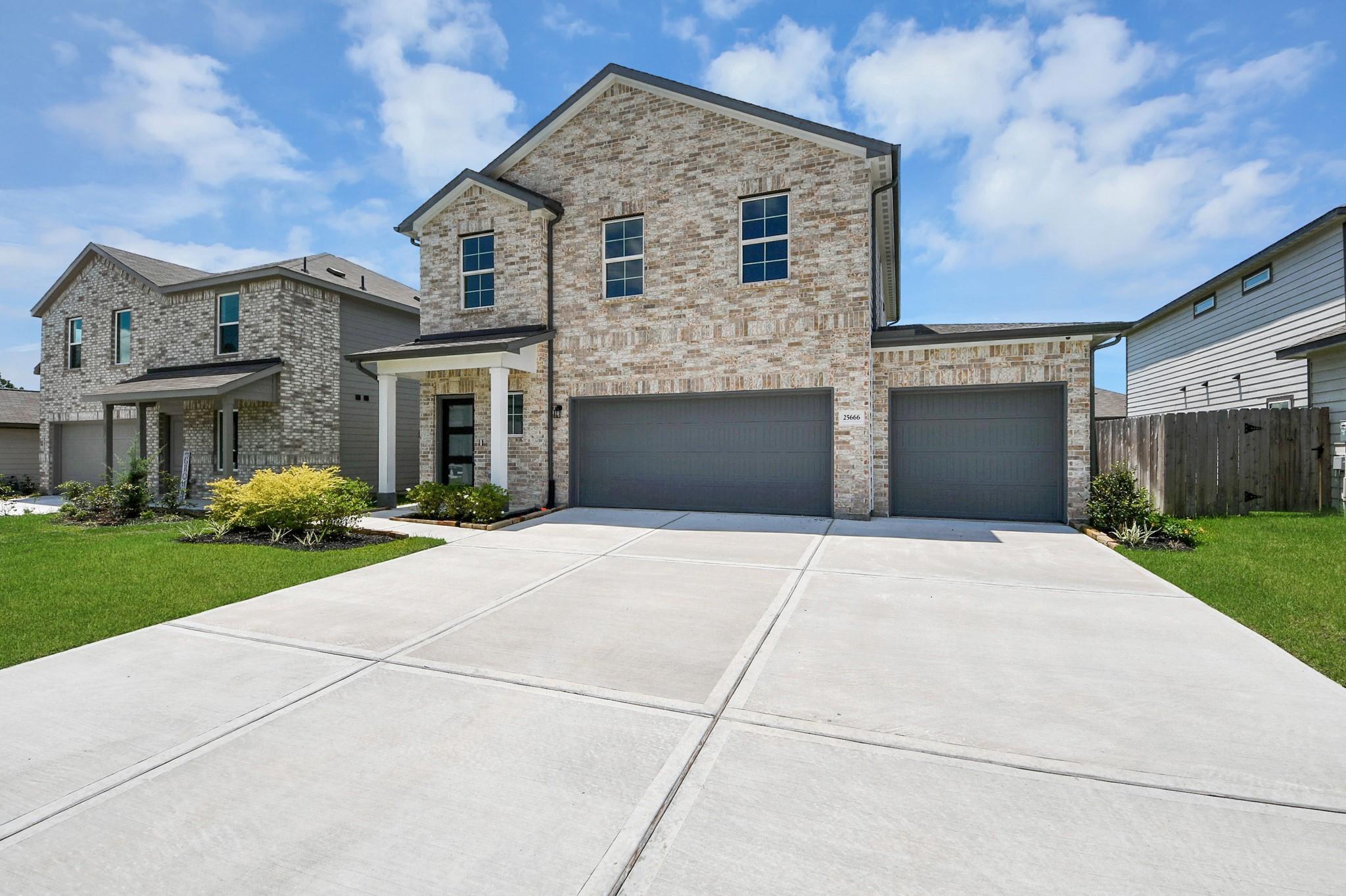 Image 3 of Davidson Homes' New Home at 25666 Roy Rogers Court
