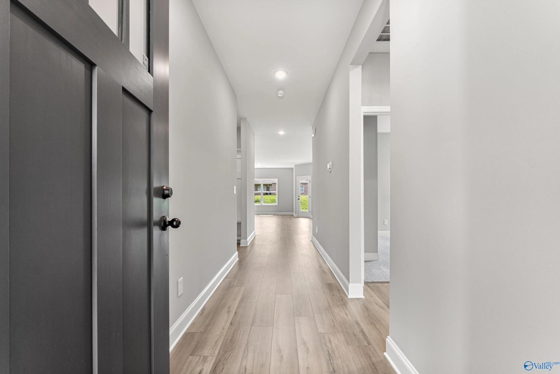 Image 6 of Davidson Homes' New Home at 169 River Pointe Drive