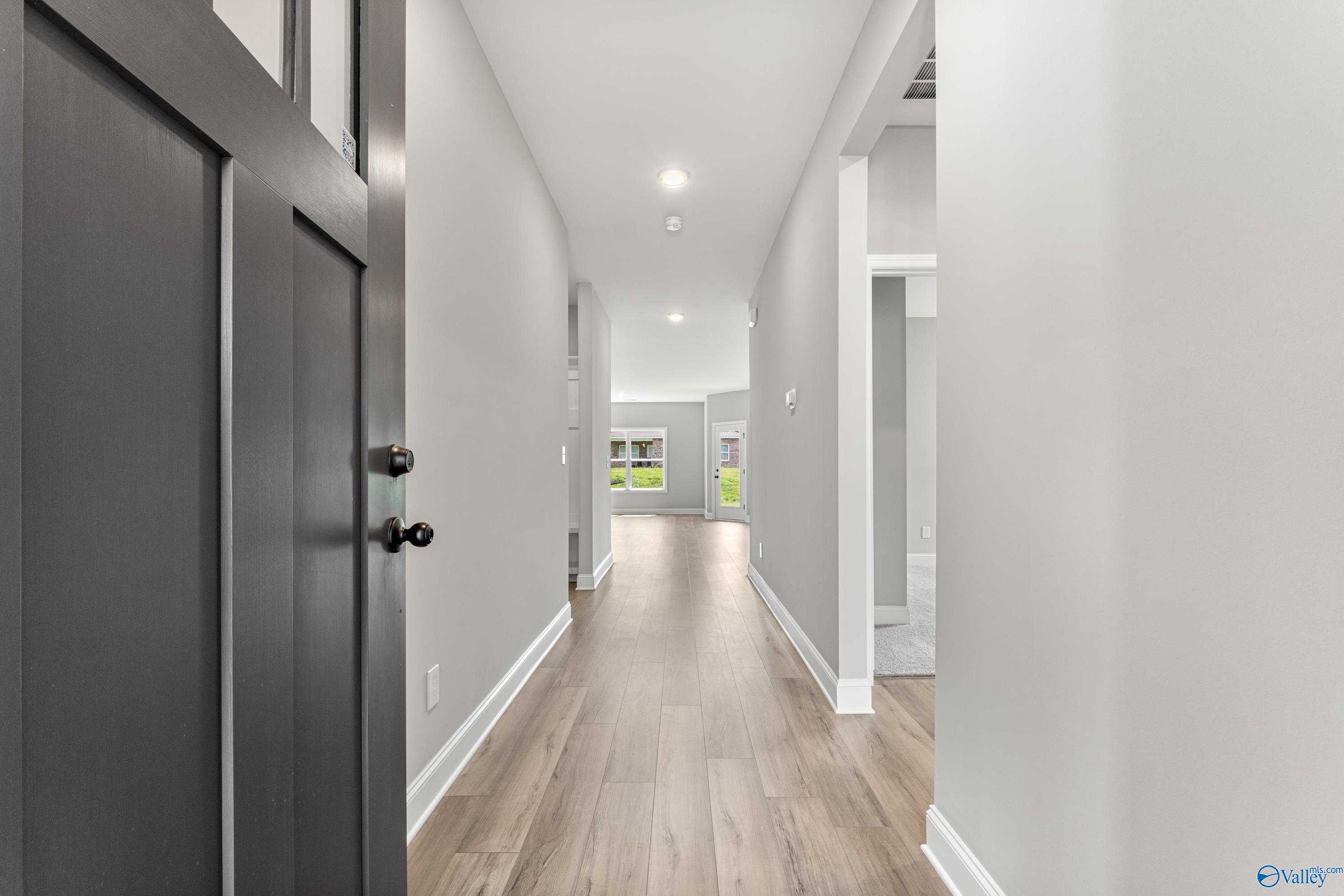 Image 5 of Davidson Homes' New Home at 169 River Pointe Drive