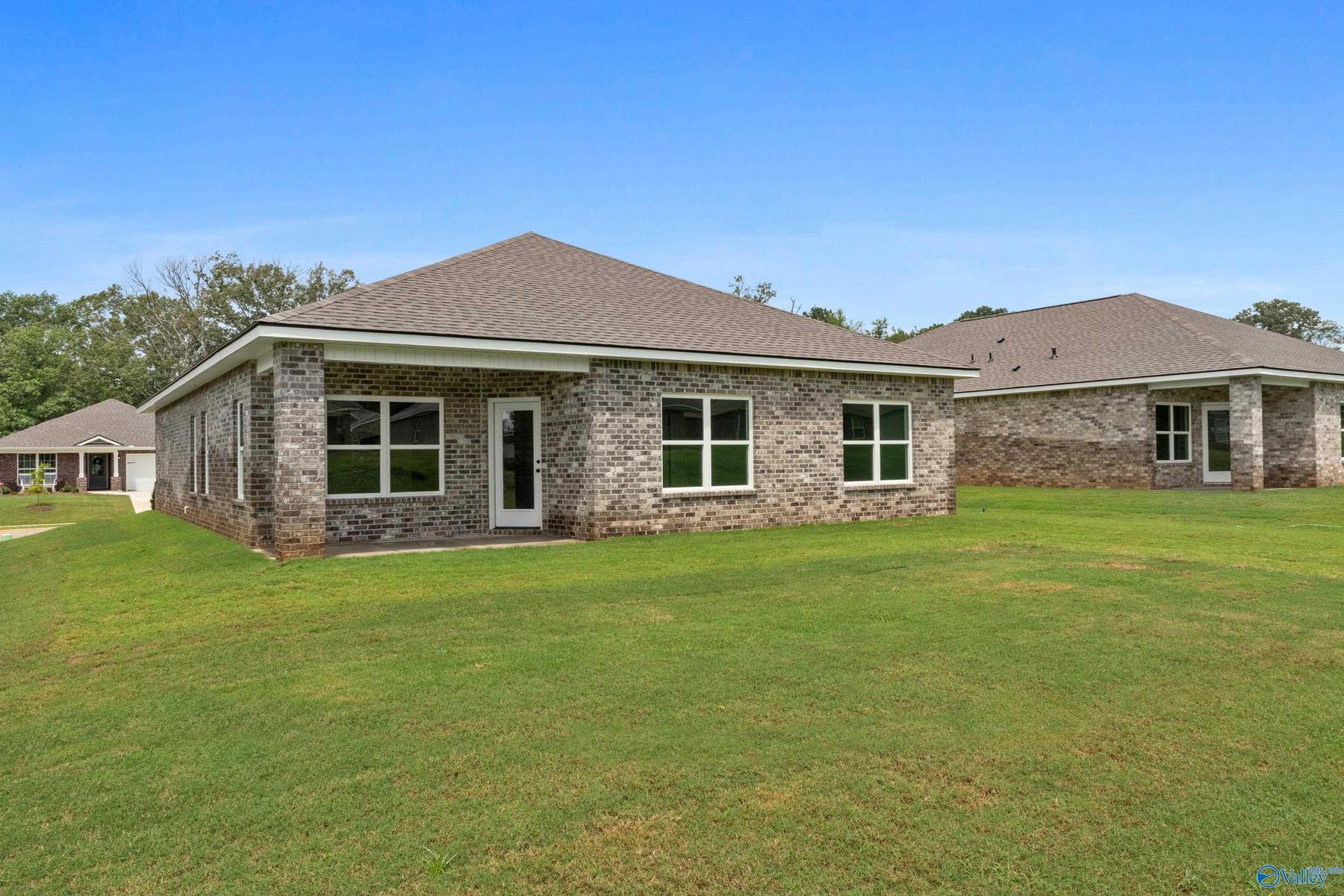 Image 24 of Davidson Homes' New Home at 169 River Pointe Drive