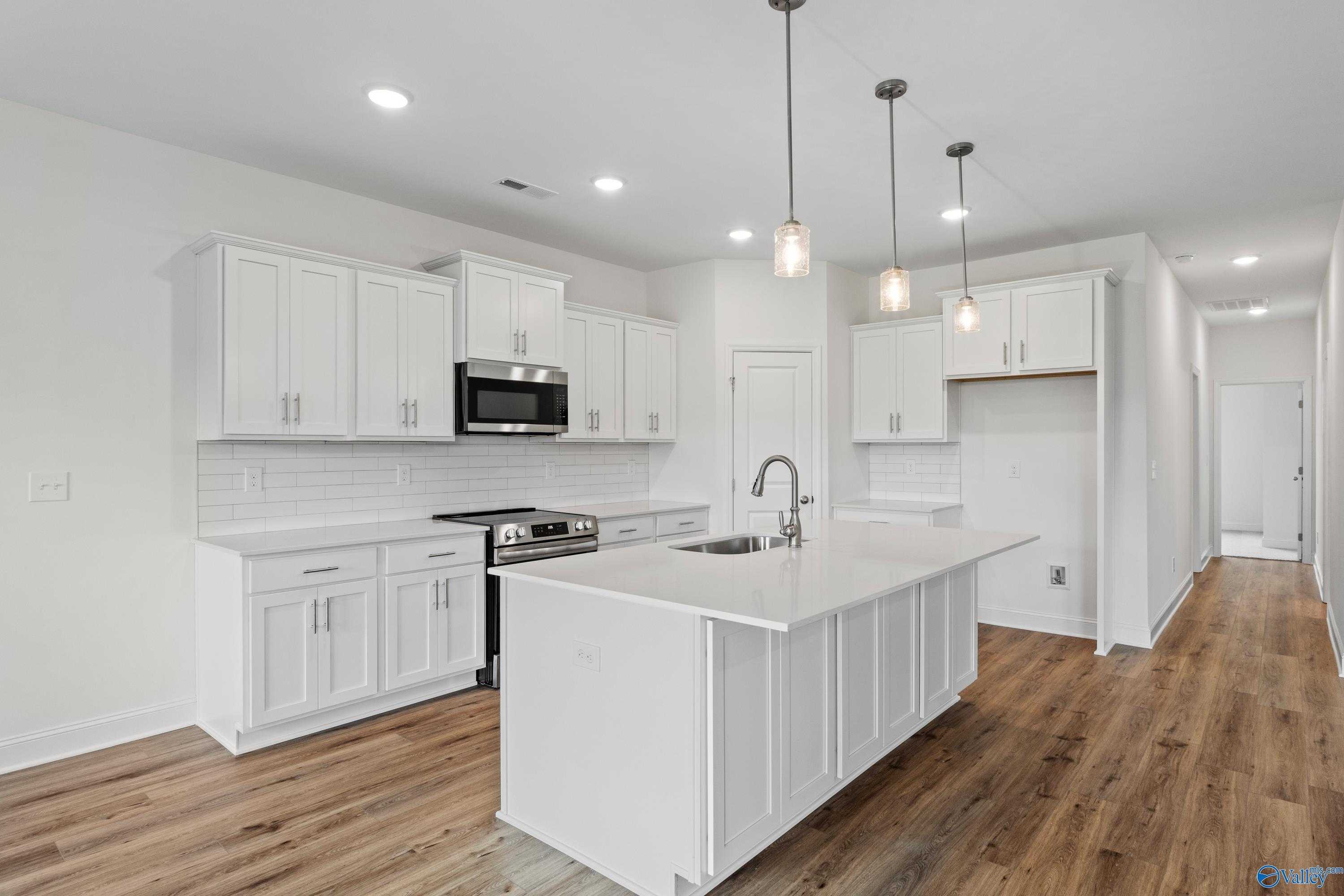 Image 3 of Davidson Homes' New Home at 214 White Horse Way