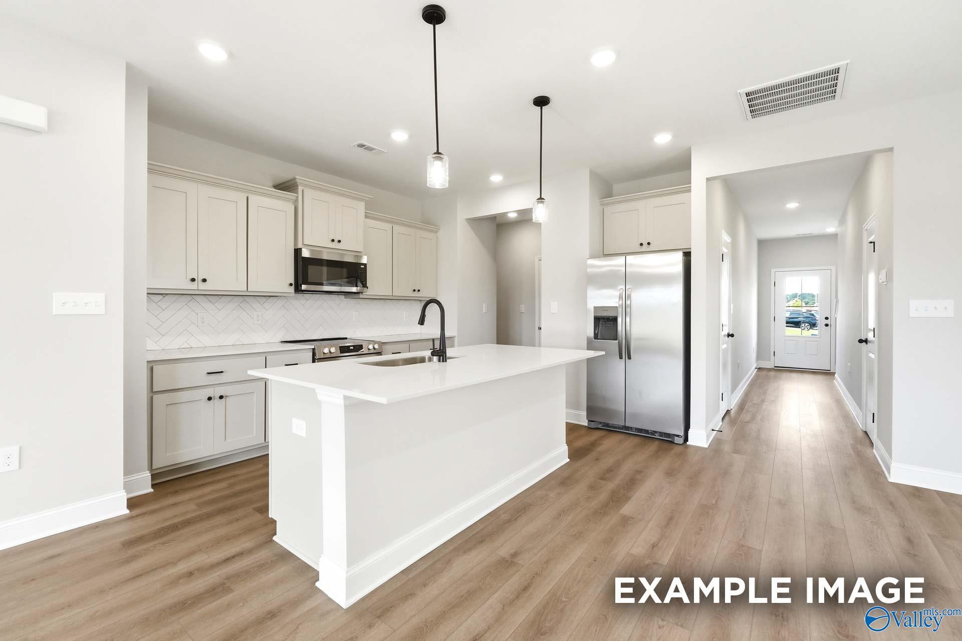 Image 4 of Davidson Homes' New Home at 140 Rose Valley Drive