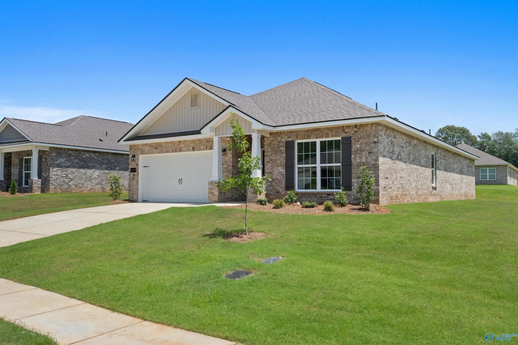 Image 3 of Davidson Homes' New Home at 167 River Pointe Drive