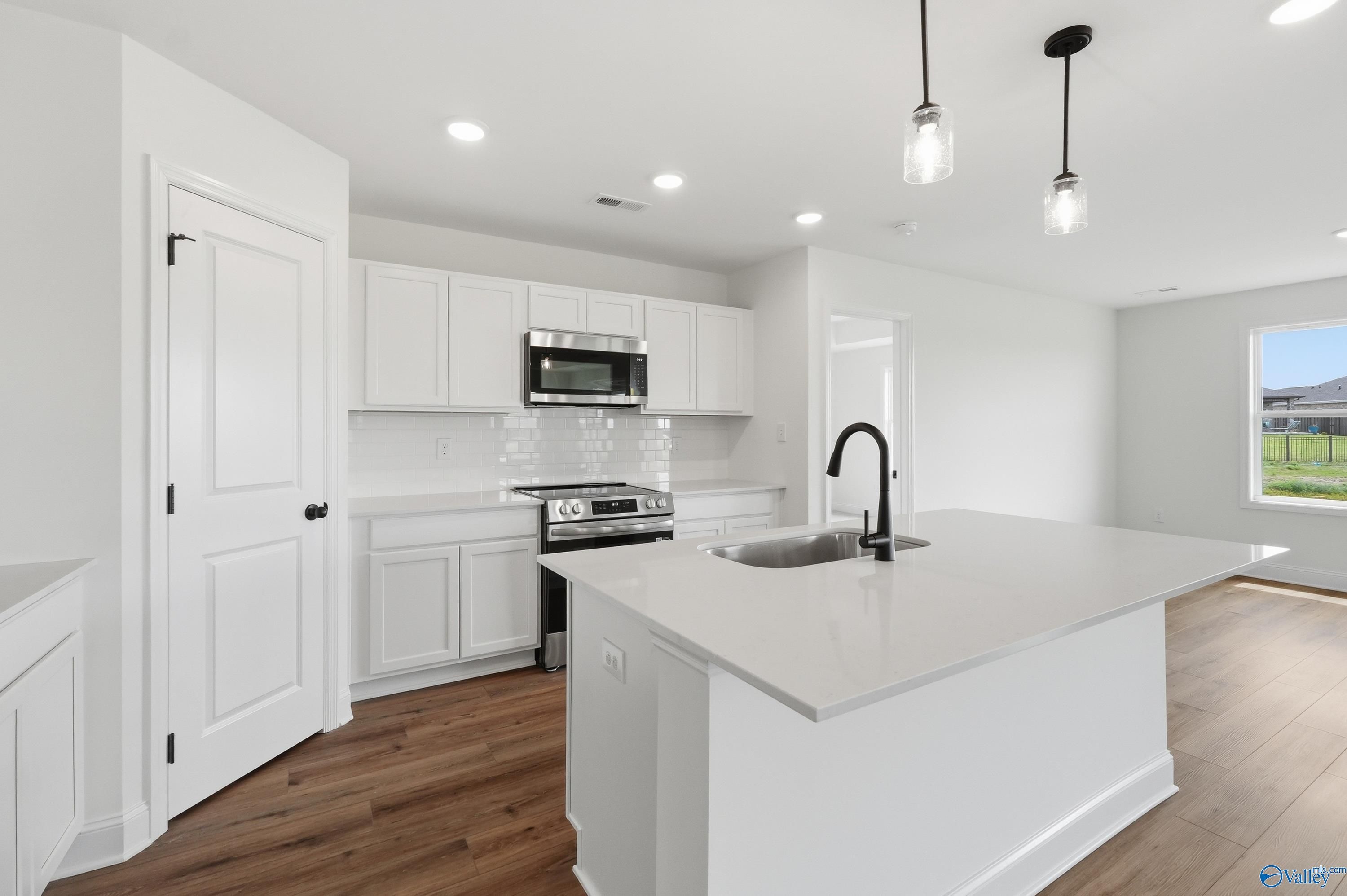 Image 2 of Davidson Homes' New Home at 133 Bella May Lane