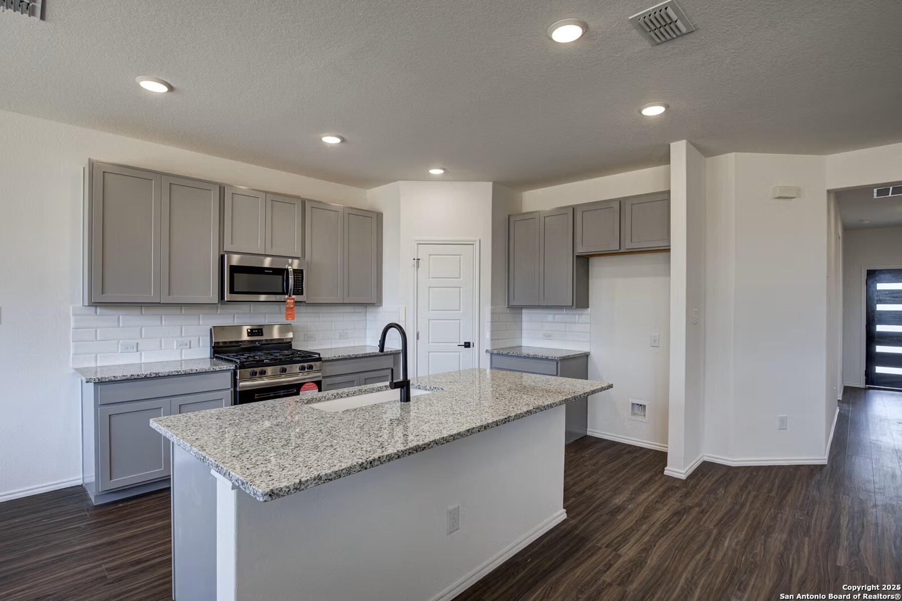 Image 6 of Davidson Homes' New Home at 3448 Meteor Night